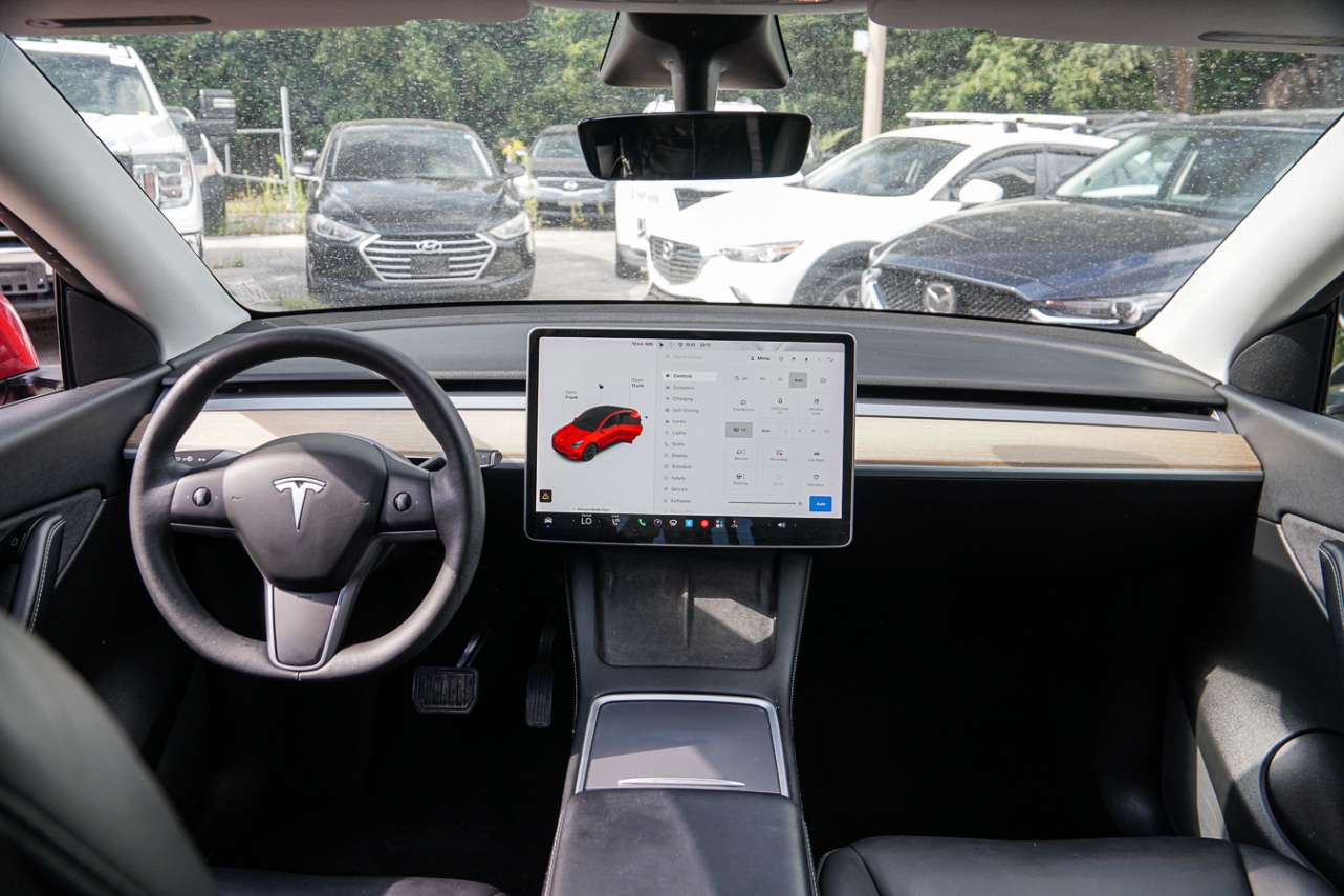 /ontarioqualitymotorsetobicoke/2021-Tesla-ModelY-47507621644624454.jpg