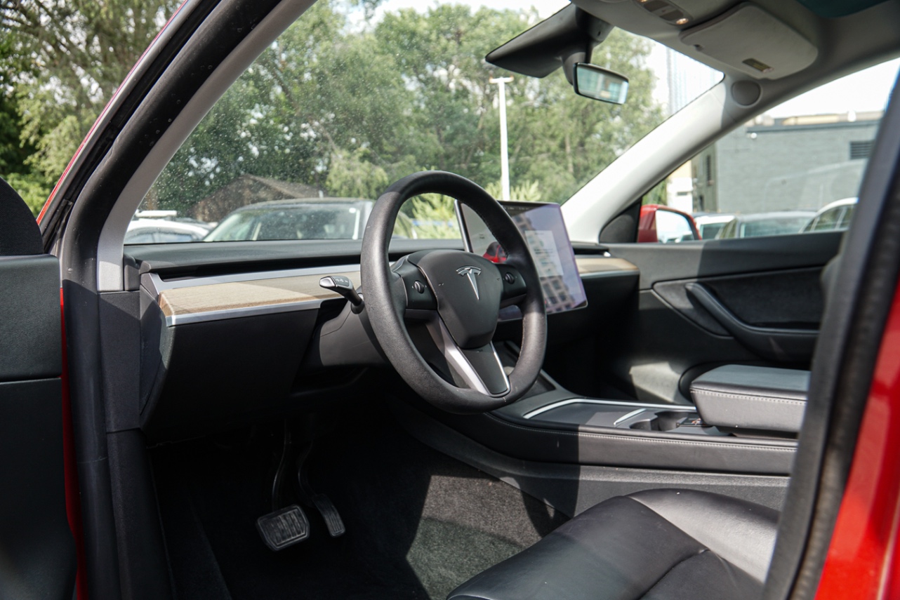 /ontarioqualitymotorsetobicoke/2021-Tesla-ModelY-9126894372230745.jpg