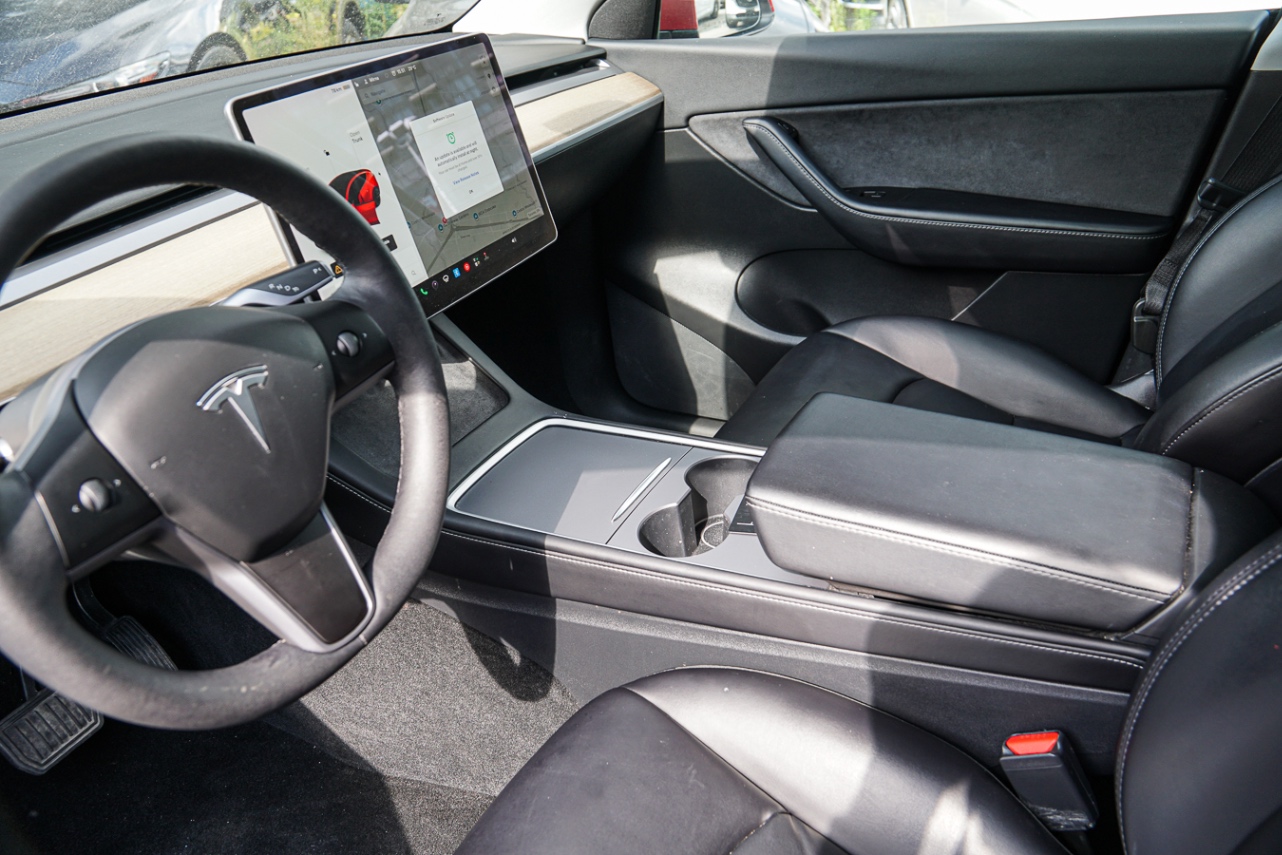 /ontarioqualitymotorsetobicoke/2021-Tesla-ModelY-9505193604035302.jpg