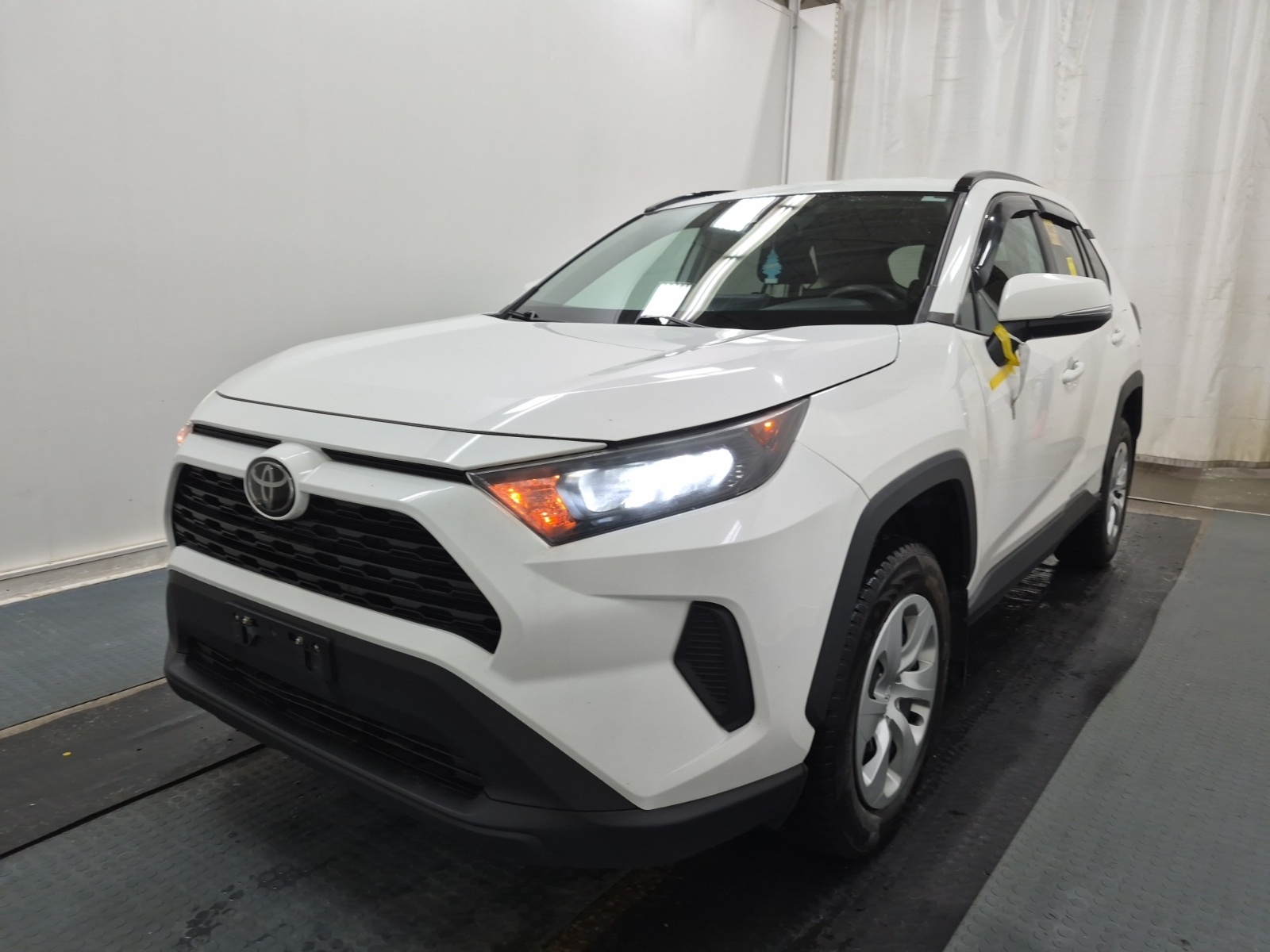/ontarioqualitymotorsetobicoke/2021-Toyota-RAV4-39253254938497495.jpg