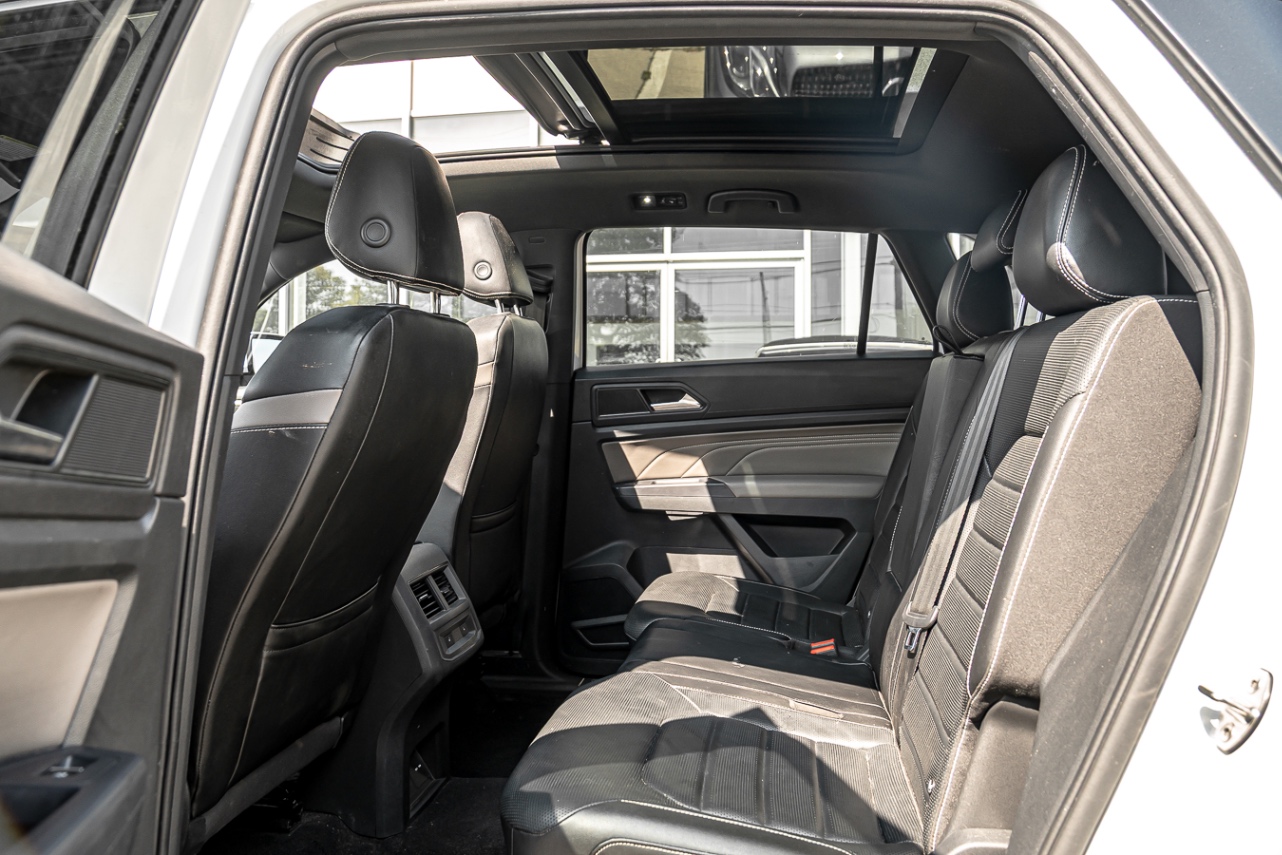 /ontarioqualitymotorsetobicoke/2021-Volkswagen-AtlasCross-3760092218304647.jpg