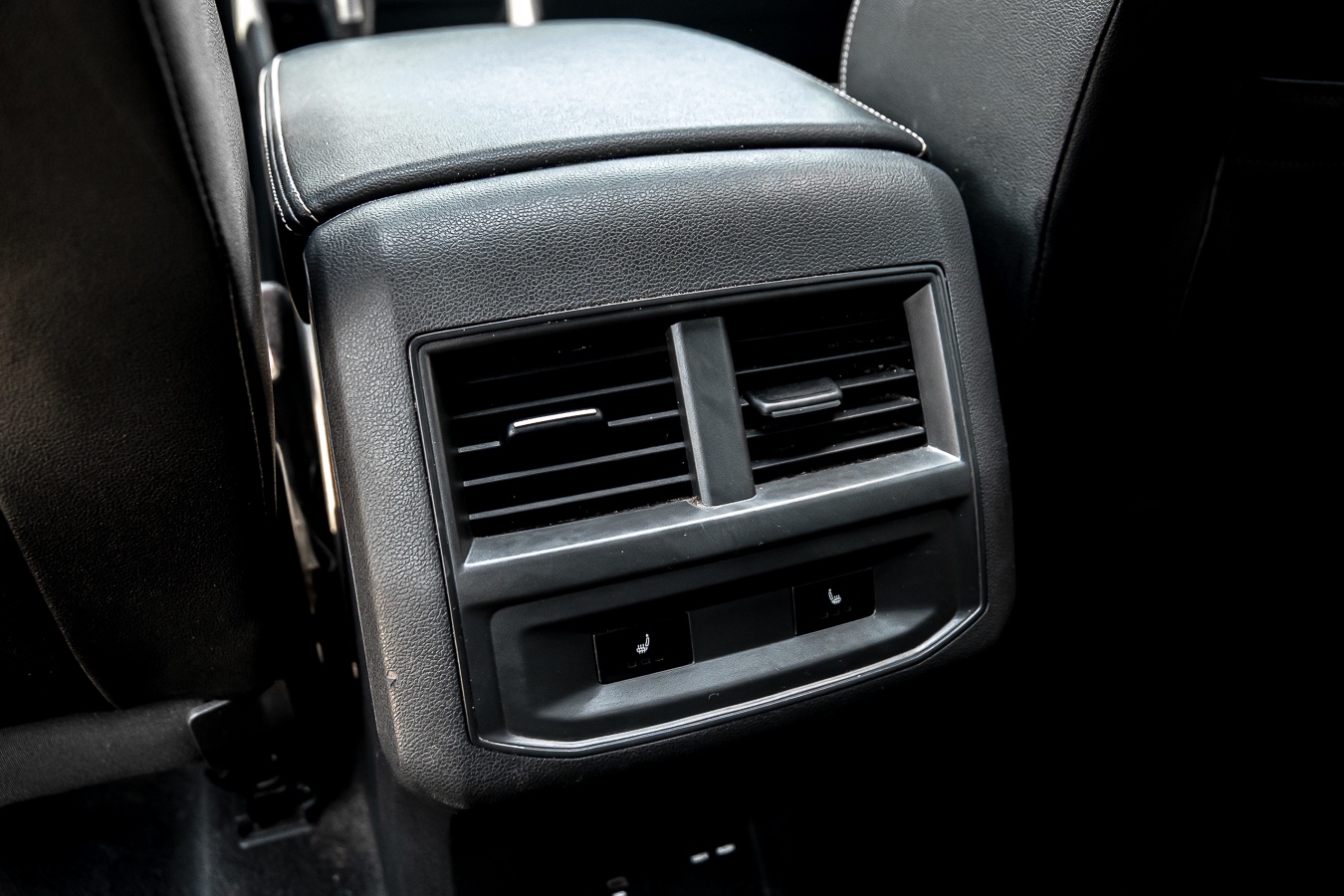 /ontarioqualitymotorsetobicoke/2021-Volkswagen-AtlasCross-5170527608686837.jpg