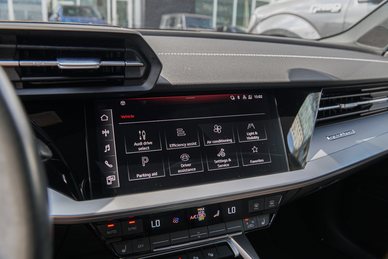 /ontarioqualitymotorsetobicoke/2022-Audi-A3-8607378946965376.jpg
