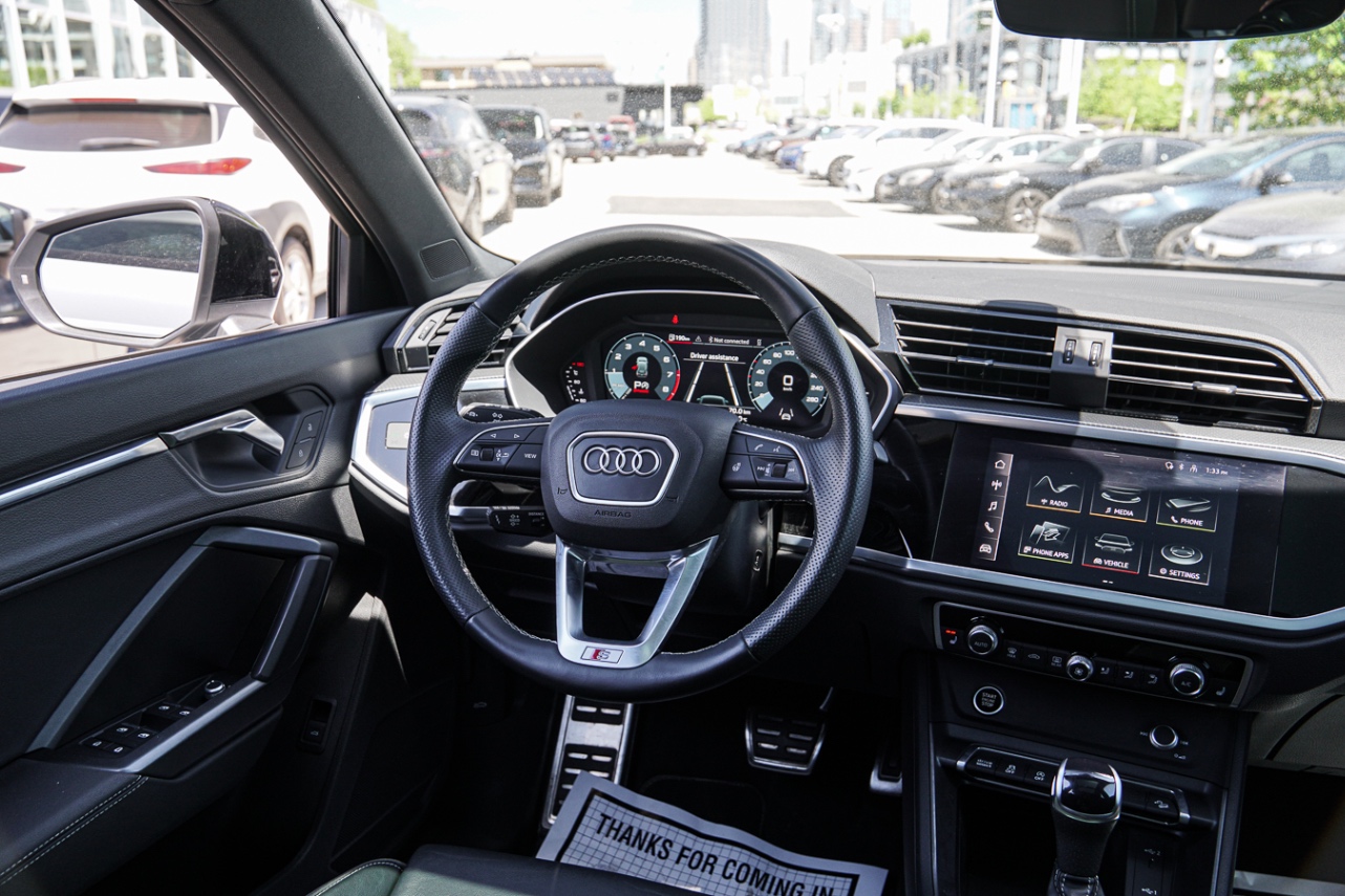 /ontarioqualitymotorsetobicoke/2022-Audi-Q3-5660298697115895.jpg