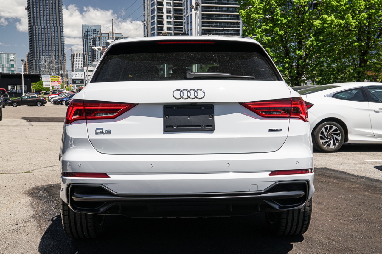 /ontarioqualitymotorsetobicoke/2022-Audi-Q3-7414495136537034.jpg