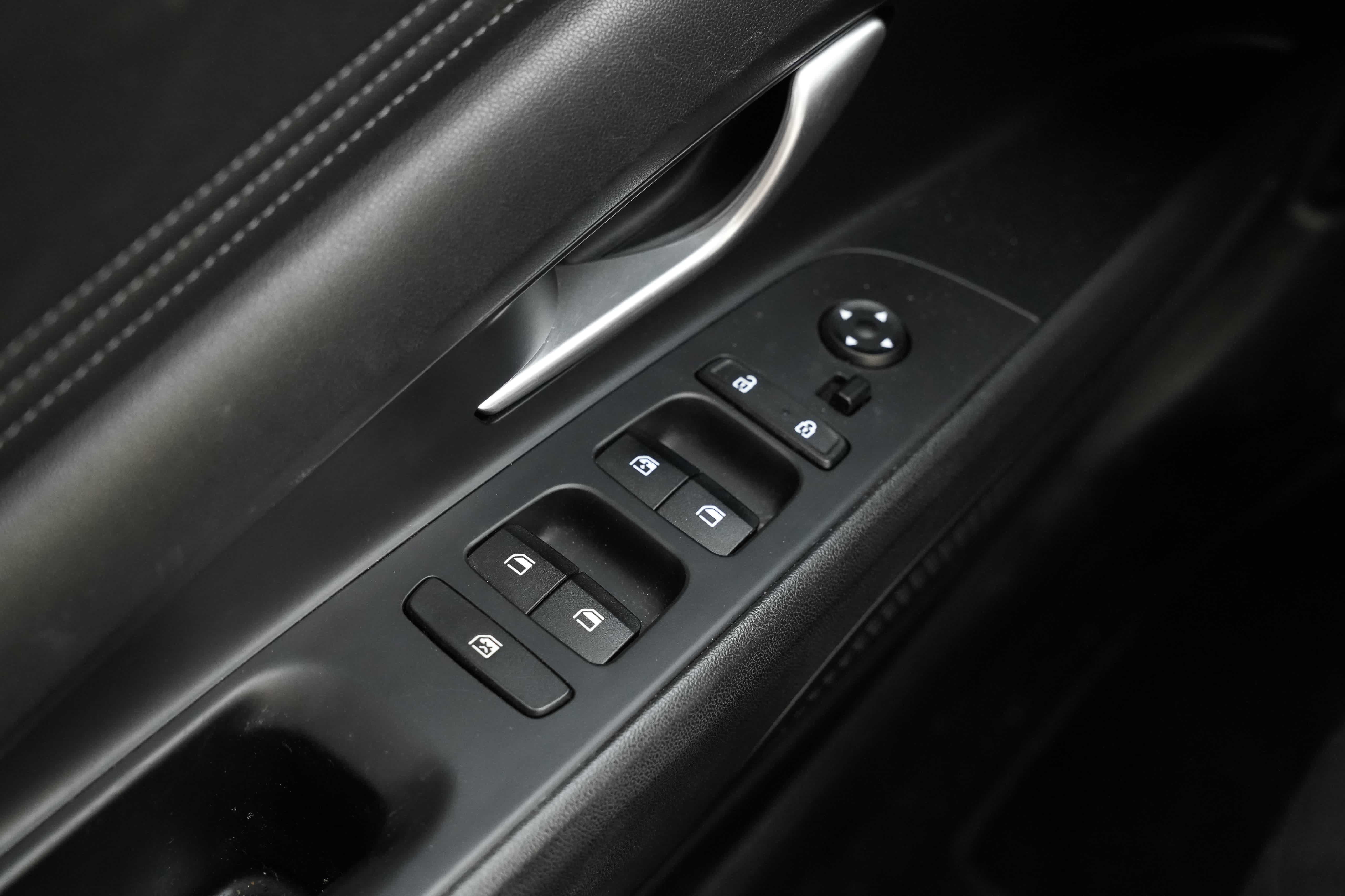 /ontarioqualitymotorsetobicoke/2022-Hyundai-Elantra-2608941809801435.jpg
