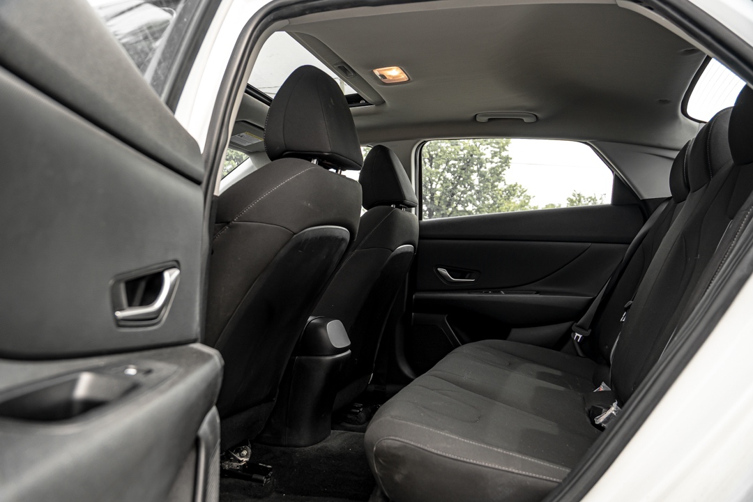 /ontarioqualitymotorsetobicoke/2022-Hyundai-Elantra-27968802760883826.jpg