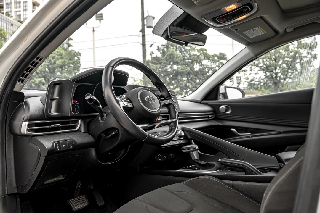 /ontarioqualitymotorsetobicoke/2022-Hyundai-Elantra-42051091243052174.jpg