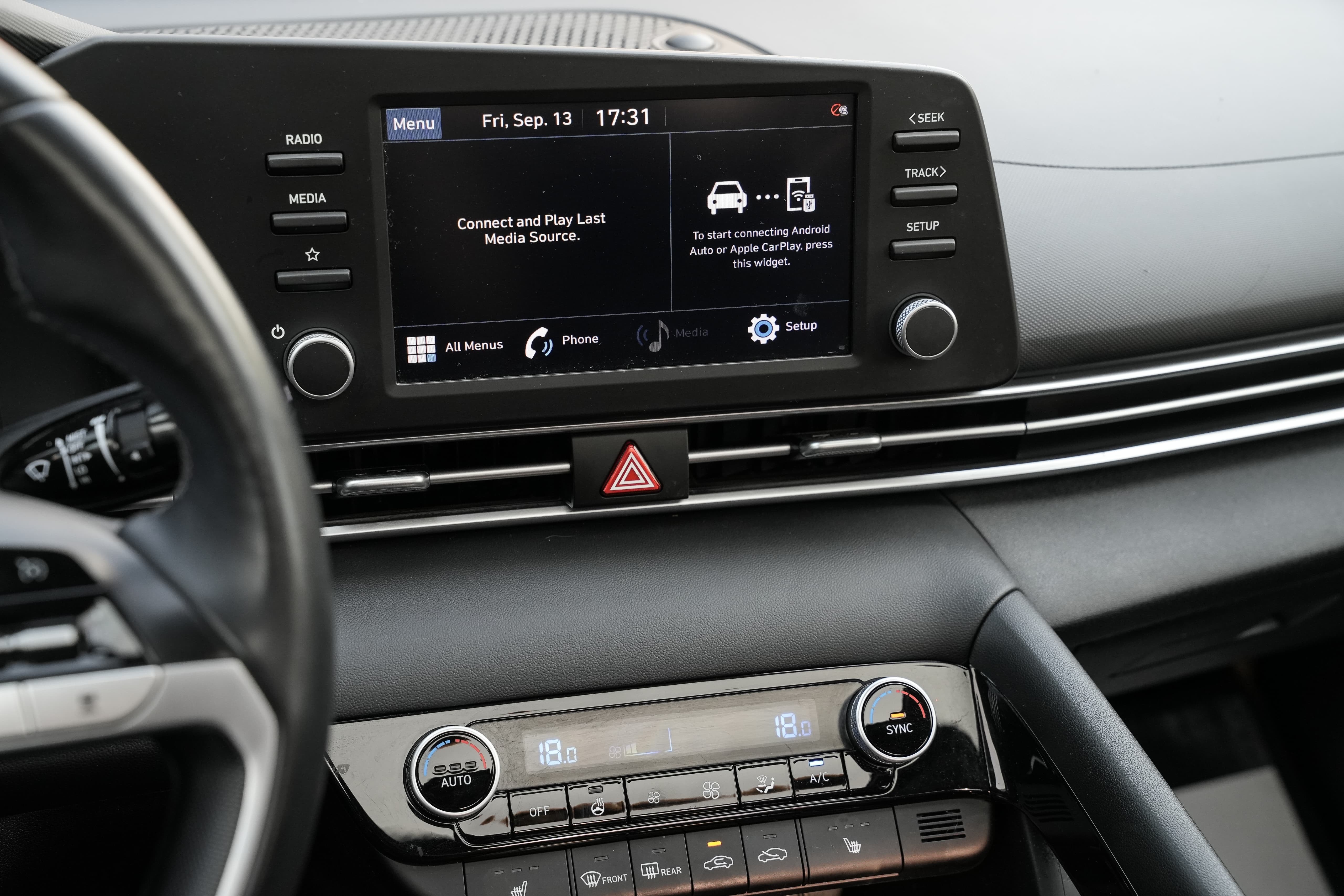 /ontarioqualitymotorsetobicoke/2022-Hyundai-Elantra-6619174231037217.jpg