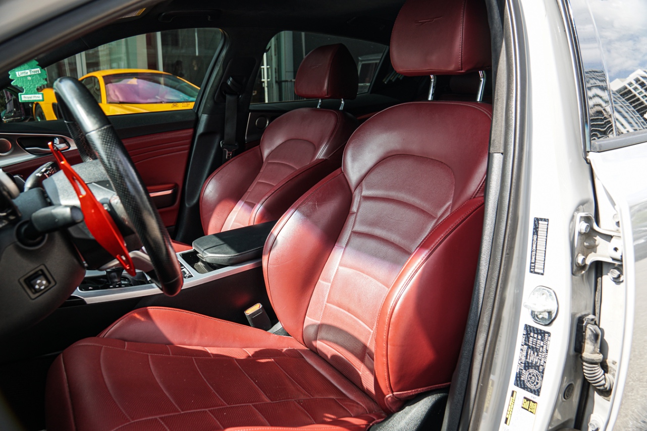 /ontarioqualitymotorsetobicoke/2022-Kia-Stinger-7225517337497129.jpg