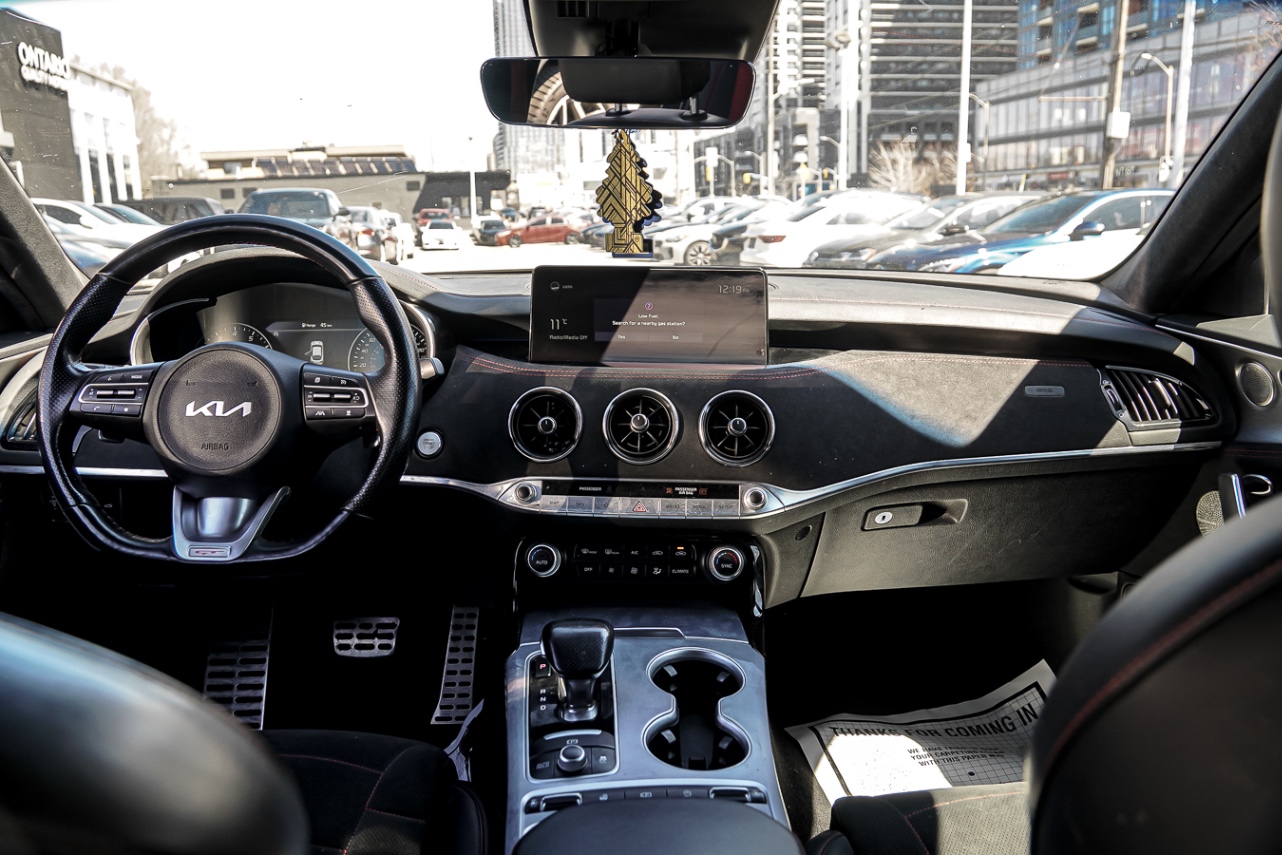 /ontarioqualitymotorsetobicoke/2022-Kia-Stinger-7543303786905826.jpg