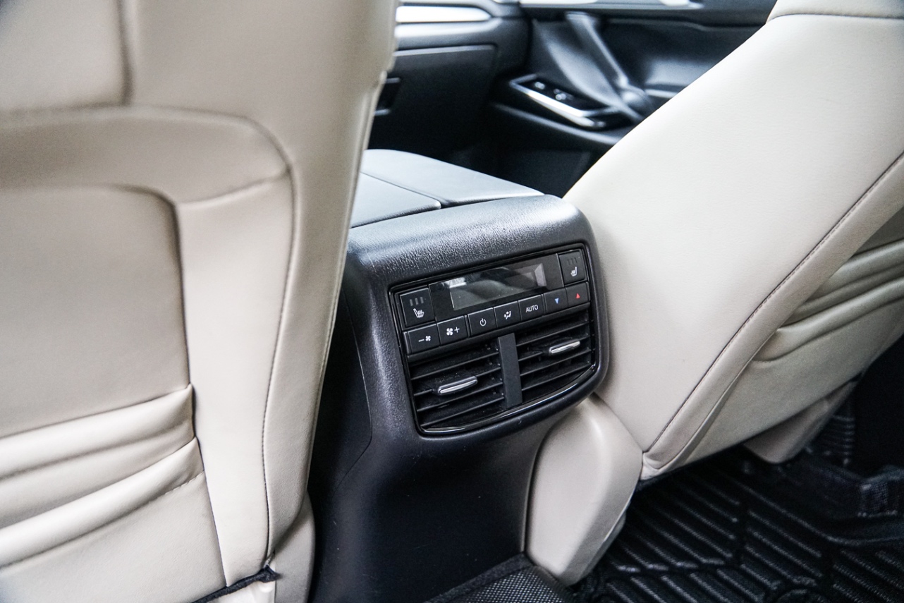 /ontarioqualitymotorsetobicoke/2022-Mazda-CX-9-012594080163521815.jpg