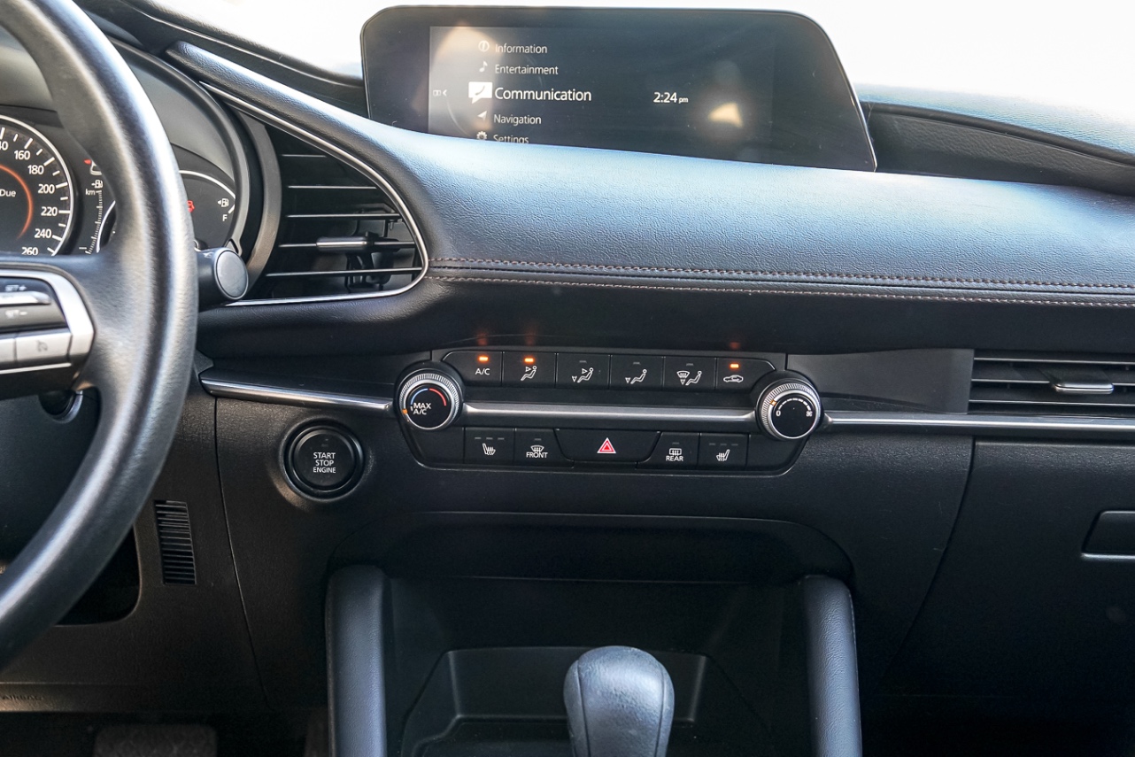 /ontarioqualitymotorsetobicoke/2022-Mazda-Mazda3Sport-34596846749111076.jpg