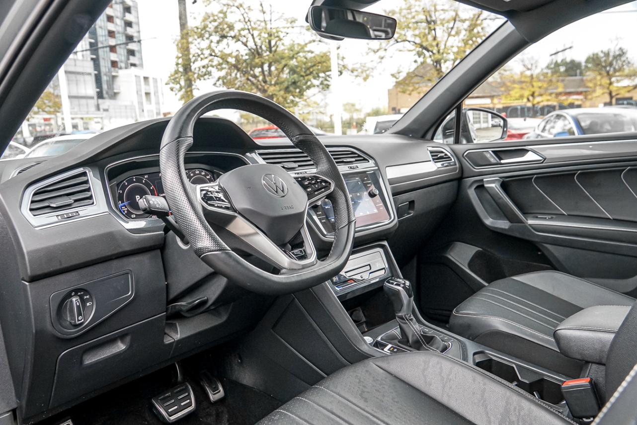 /ontarioqualitymotorsetobicoke/2022-Volkswagen-Tiguan-39406229314679475.jpg