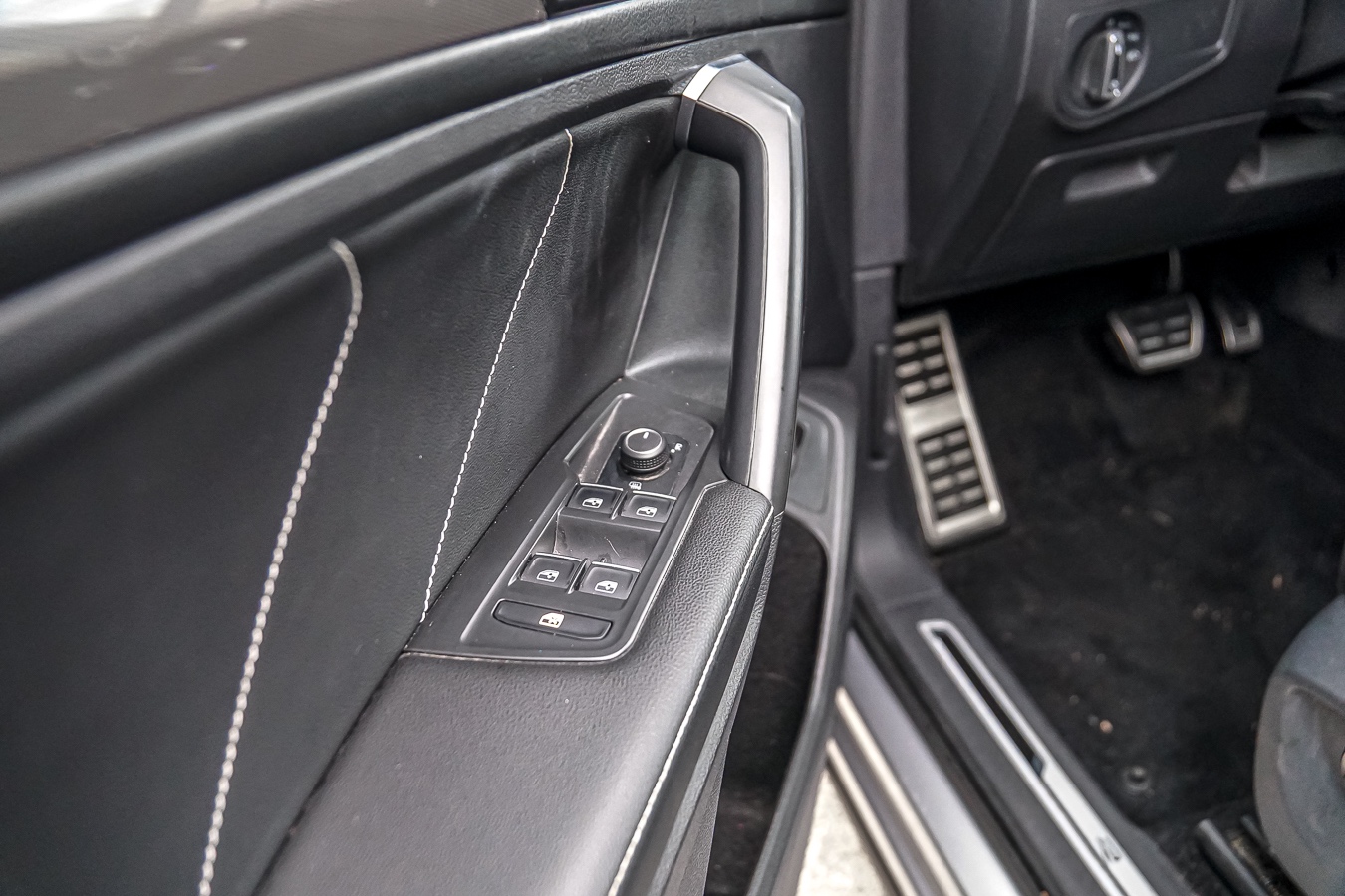 /ontarioqualitymotorsetobicoke/2022-Volkswagen-Tiguan-39832365609472786.jpg