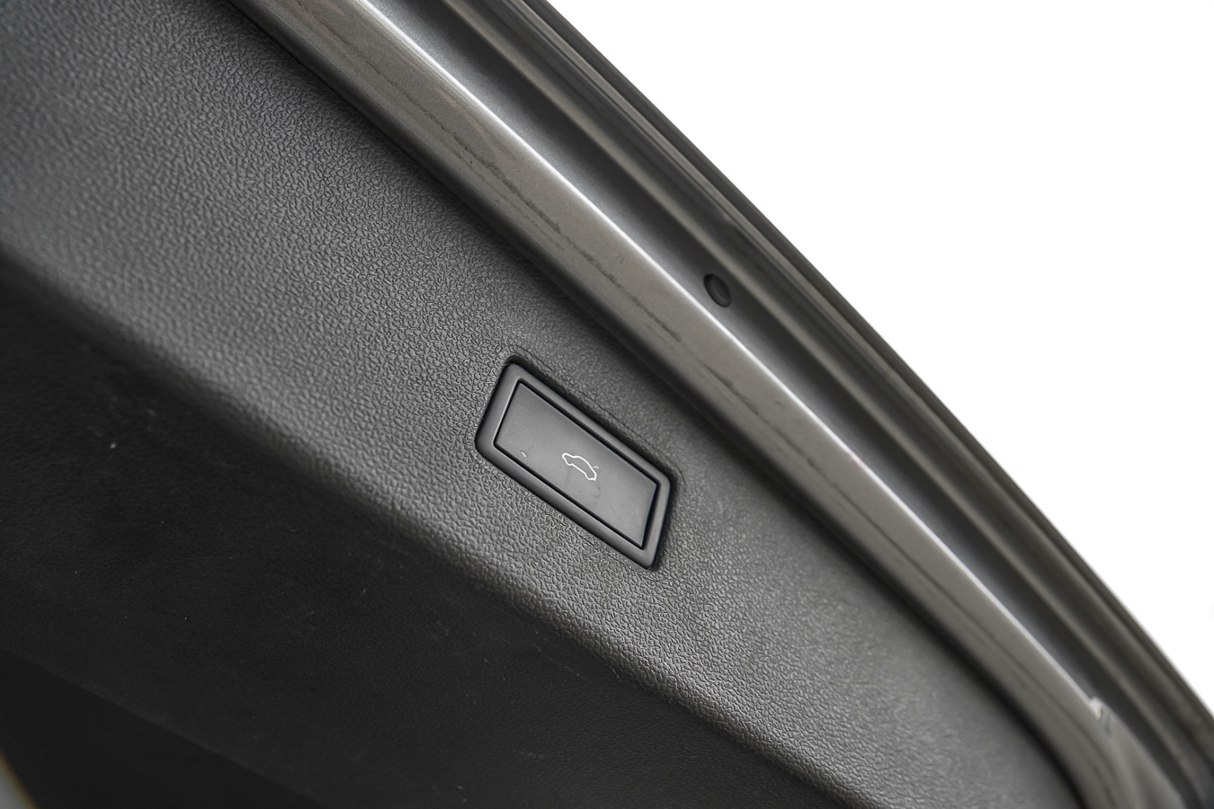 /ontarioqualitymotorsetobicoke/2022-Volkswagen-Tiguan-4891477459962841.jpg