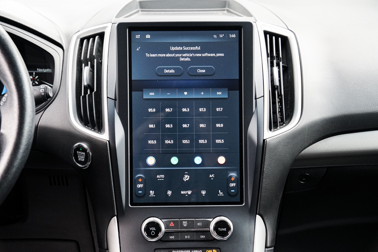 /ontarioqualitymotorsetobicoke/2023-Ford-Edge-23119218737072011.jpg