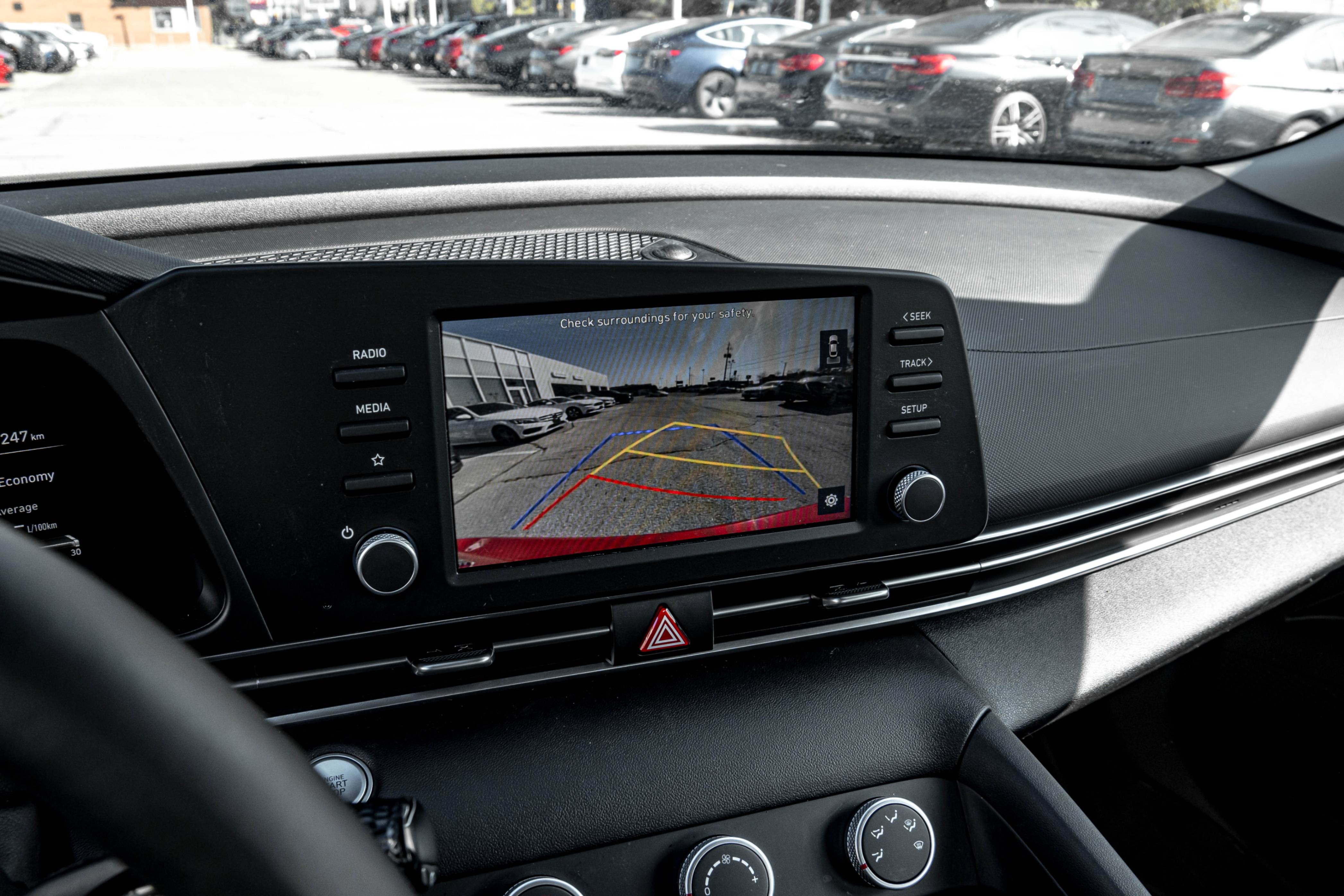 /ontarioqualitymotorsetobicoke/2023-Hyundai-Elantra-10361158793150915.jpg