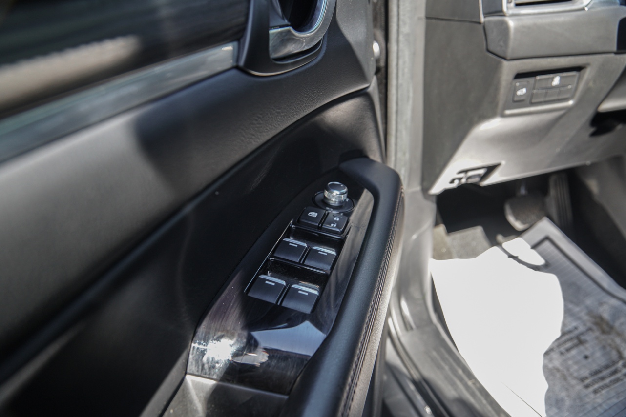 /ontarioqualitymotorsetobicoke/2023-Mazda-CX-5-8216581776227667.jpg