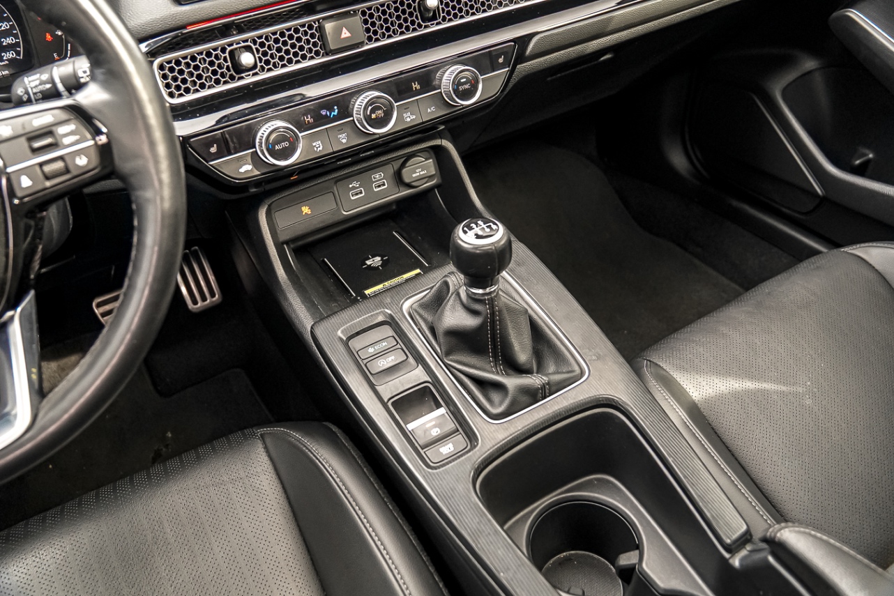 /ontarioqualitymotorsetobicoke/2024-Honda-Civic-9809320360705192.jpg