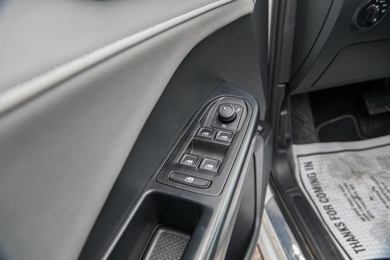 /ontarioqualitymotorsetobicoke/2024-Volkswagen-Taos-39328462758645966.jpg
