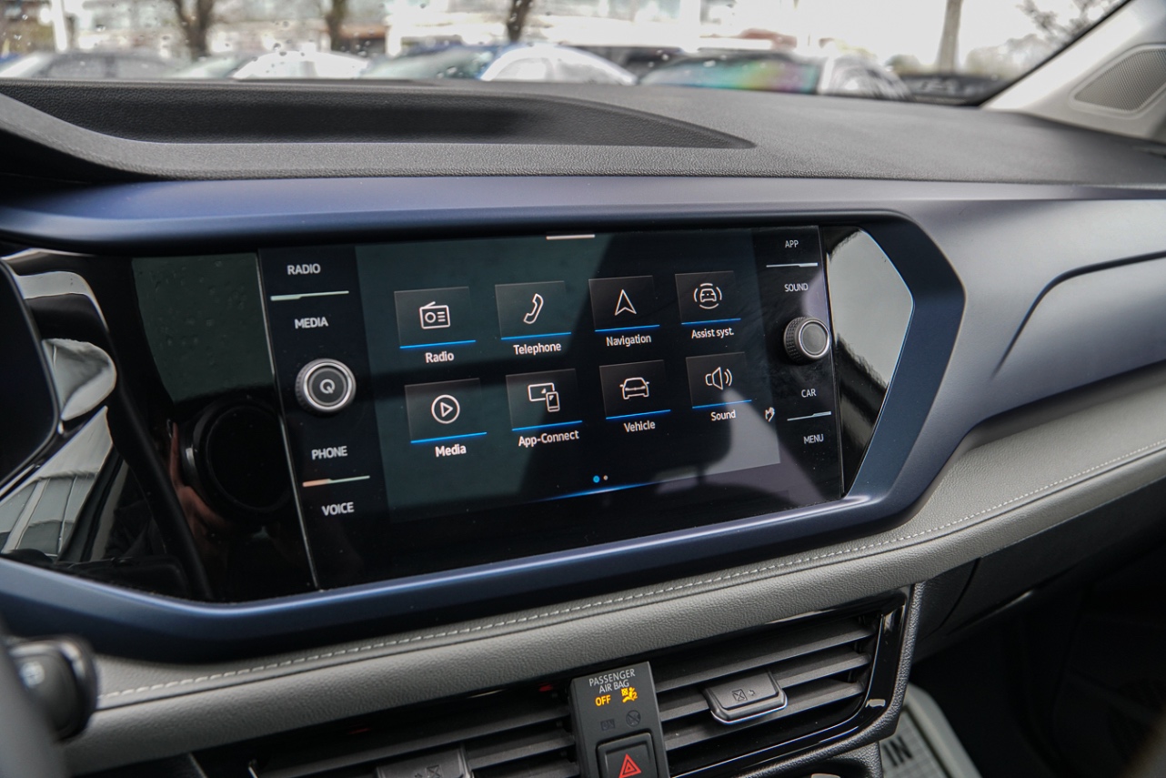 /ontarioqualitymotorsetobicoke/2024-Volkswagen-Taos-49721307960830097.jpg