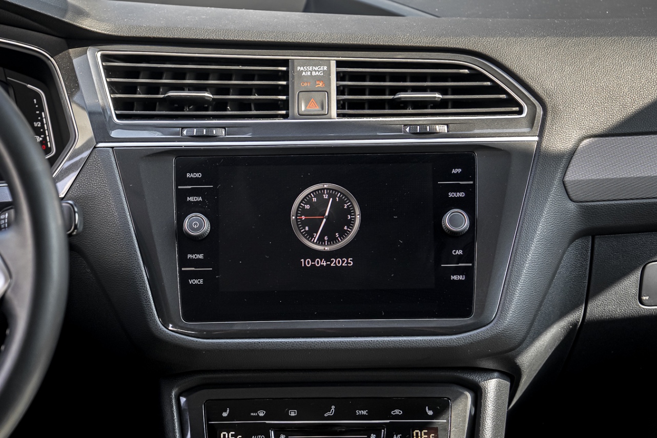 /ontarioqualitymotorsetobicoke/2024-Volkswagen-Tiguan-1377594528760031.jpg