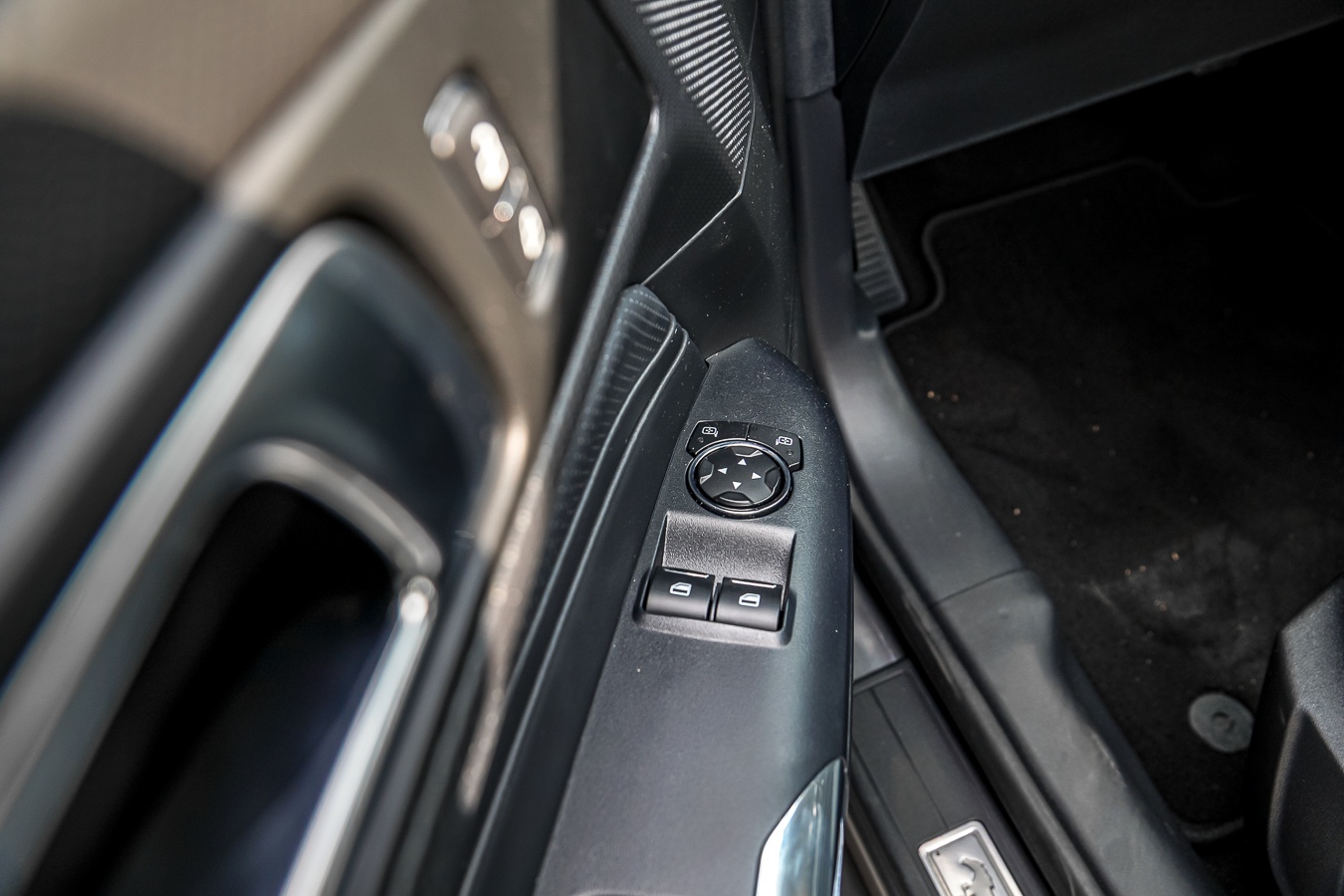 /ontarioqualitymotorsetobicoke/2025-Ford-Mustang-38113121795678007.jpg