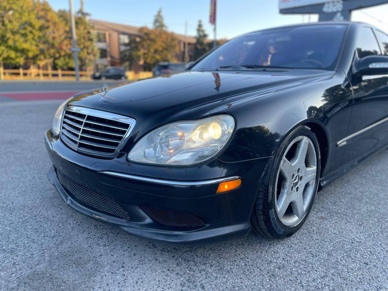 /ontarioqualitymotorsltd/2005-Mercedes-Benz-S-Class-640316844880418.jpg