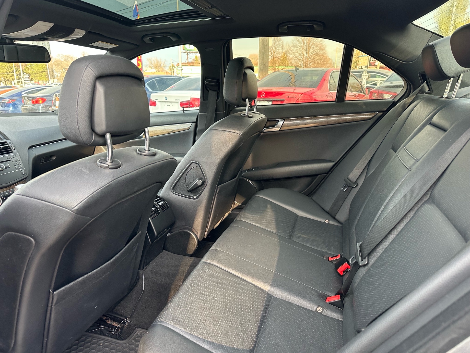 /ontarioqualitymotorsltd/2009-Mercedes-Benz-C-Class-06360872247201277.jpg
