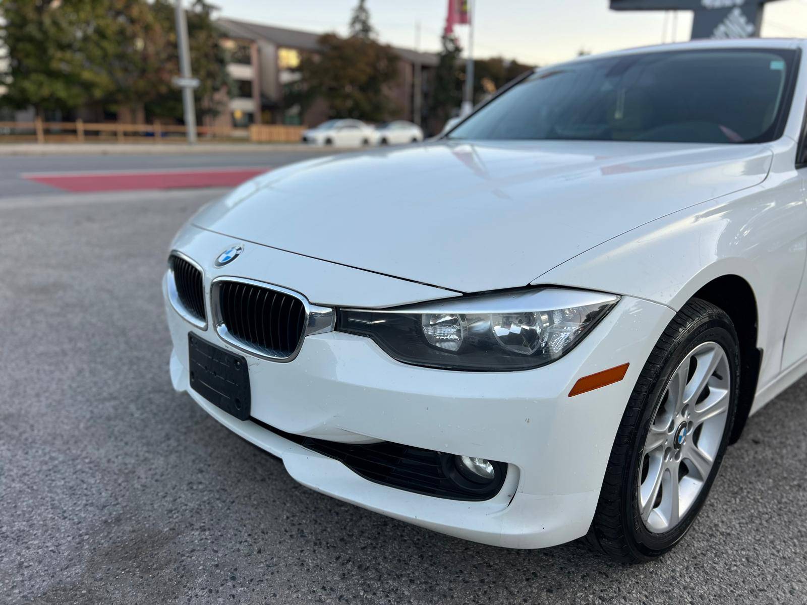 /ontarioqualitymotorsltd/2013-BMW-3Series-40368363238623295.jpg