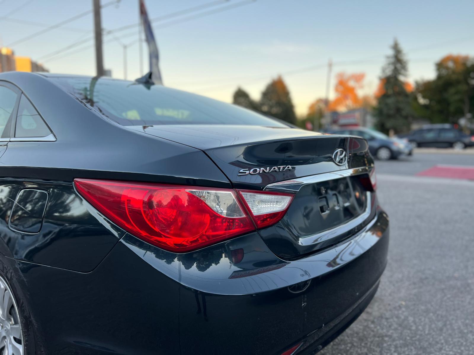 /ontarioqualitymotorsltd/2013-Hyundai-Sonata-7298531544119193.jpg