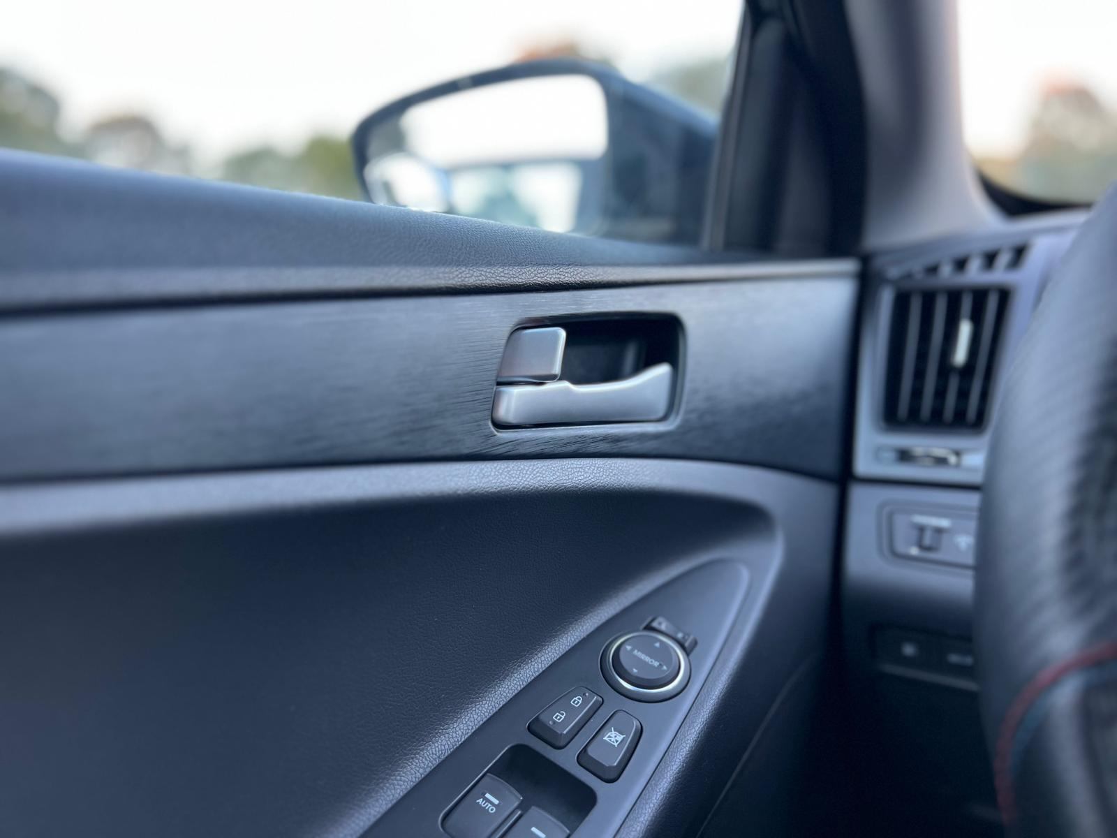/ontarioqualitymotorsltd/2013-Hyundai-Sonata-8941522094402026.jpg
