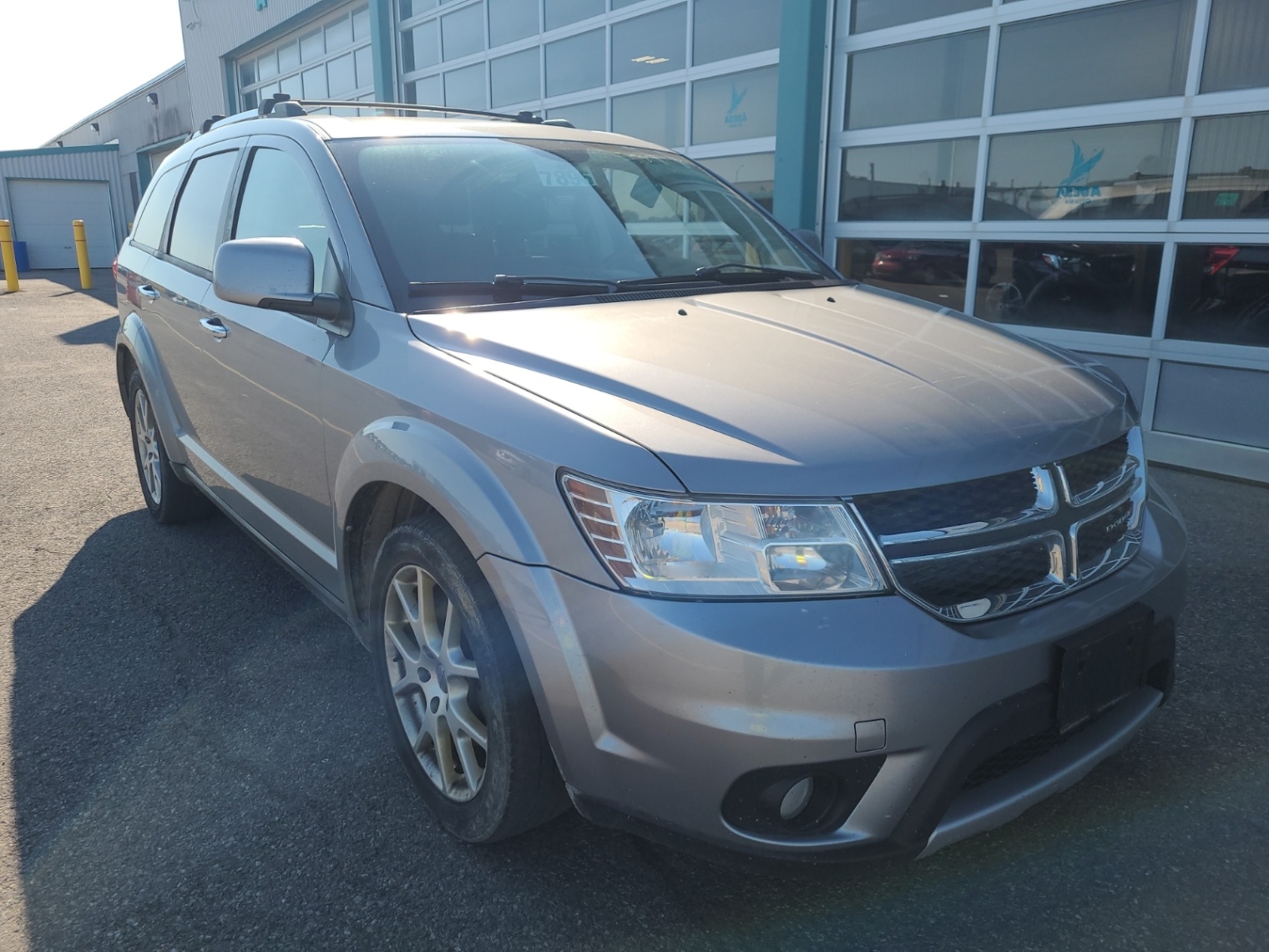 /ontarioqualitymotorsltd/2015-Dodge-Journey-21494419012823363.jpg