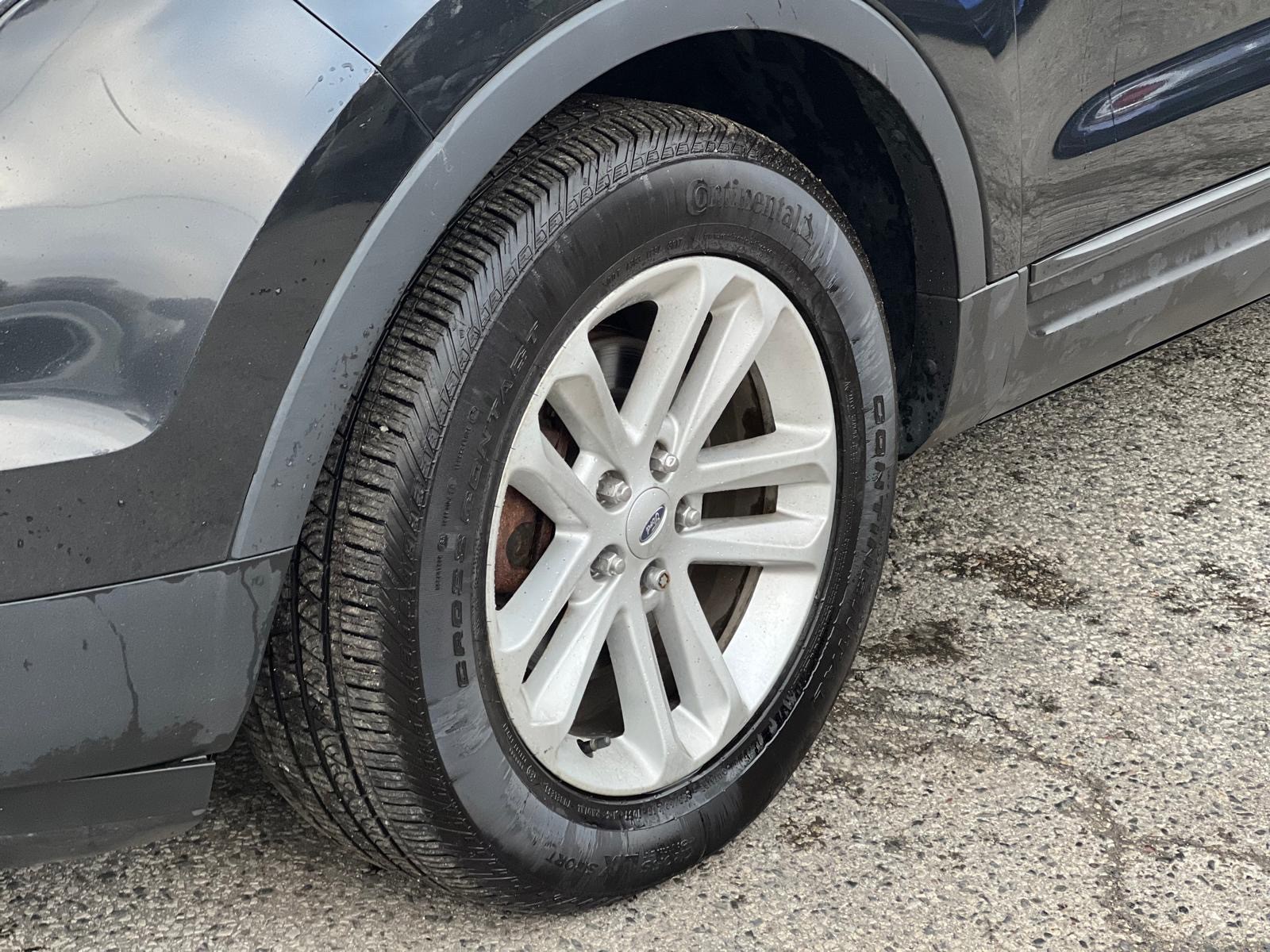 /ontarioqualitymotorsltd/2015-Ford-Explorer-05221354239439213.jpg
