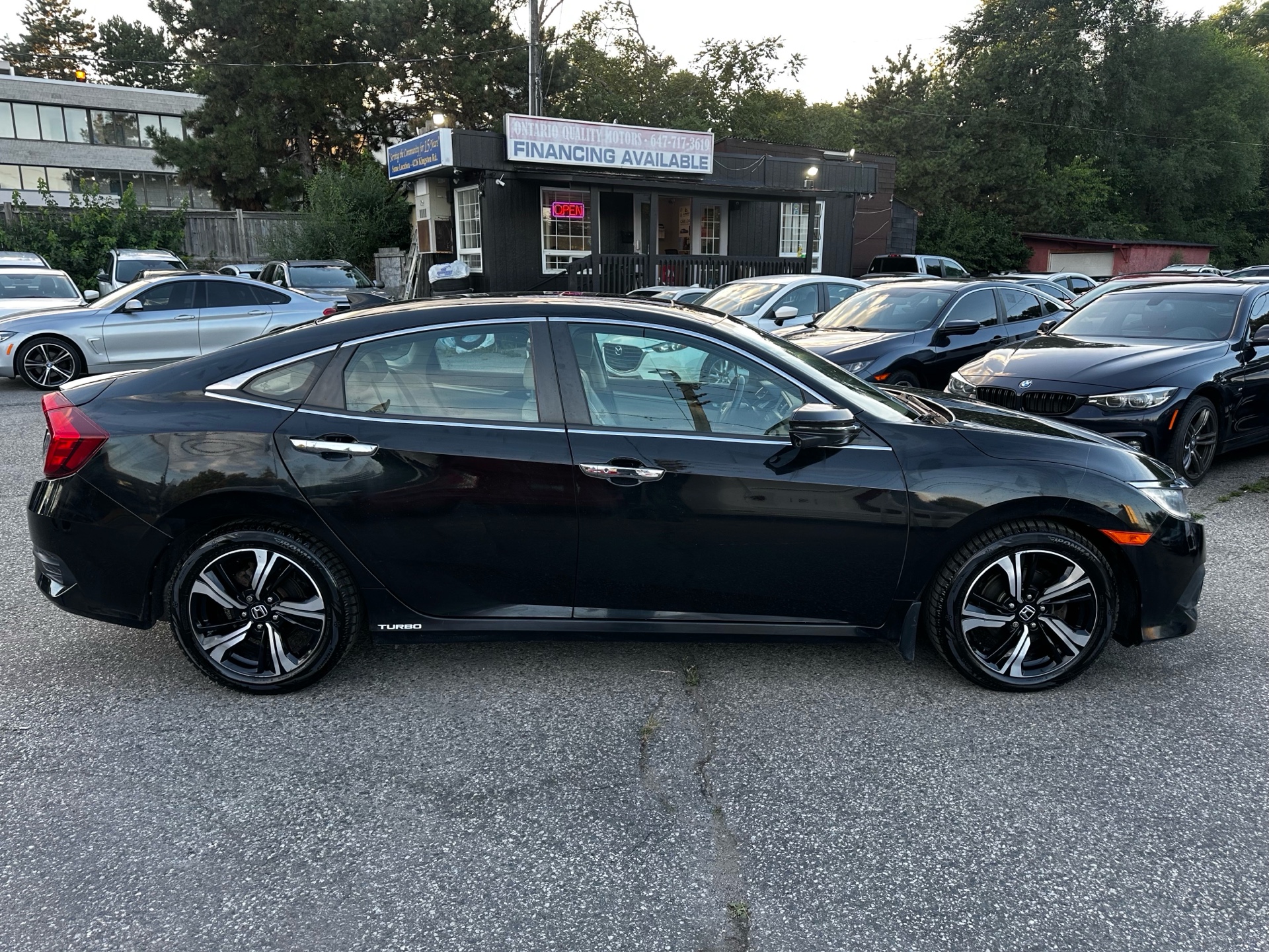 /ontarioqualitymotorsltd/2016-Honda-Civic-4582200663689846.jpg
