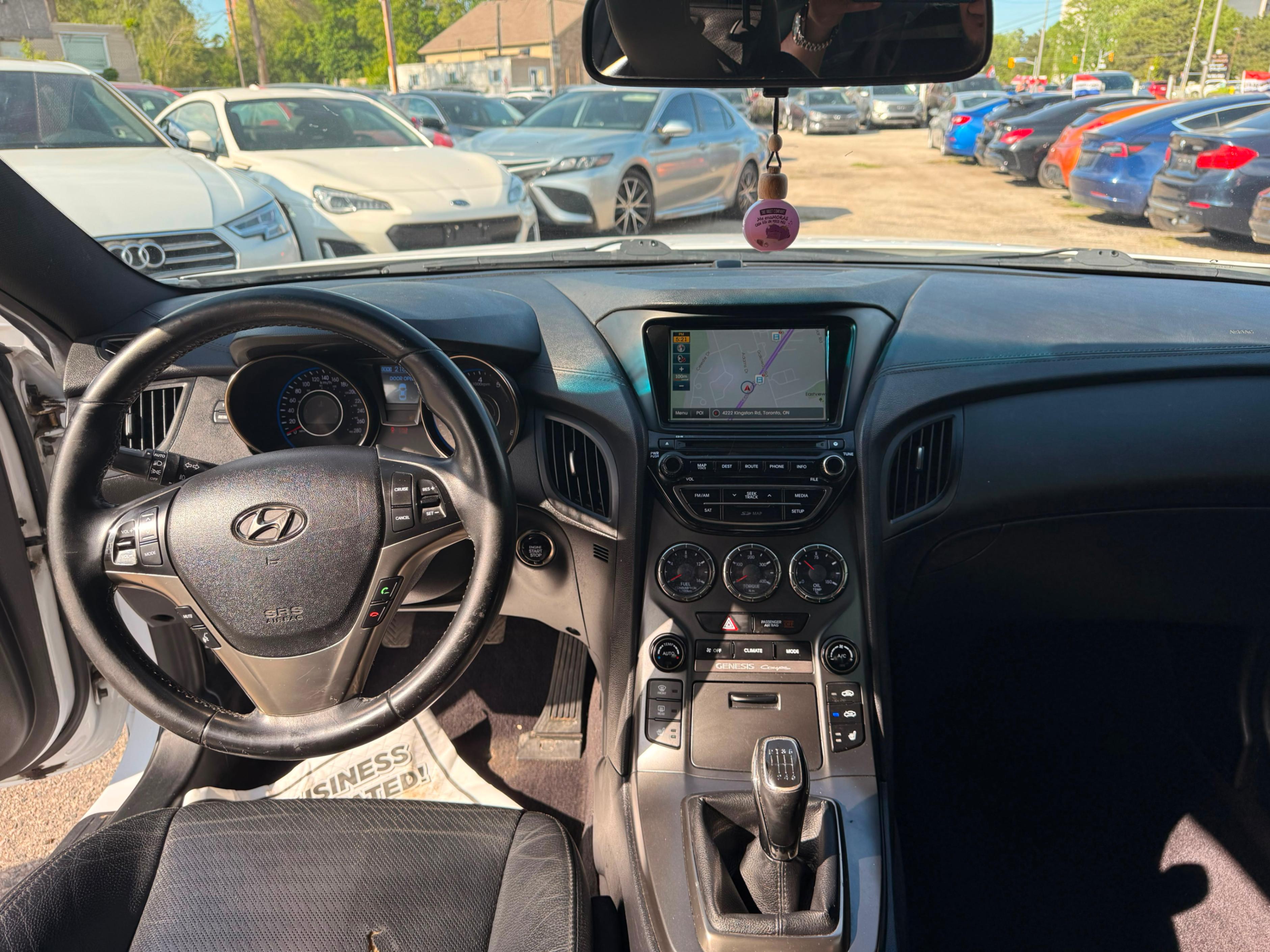 /ontarioqualitymotorsltd/2016-Hyundai-Genesis-2825366135416991.jpg