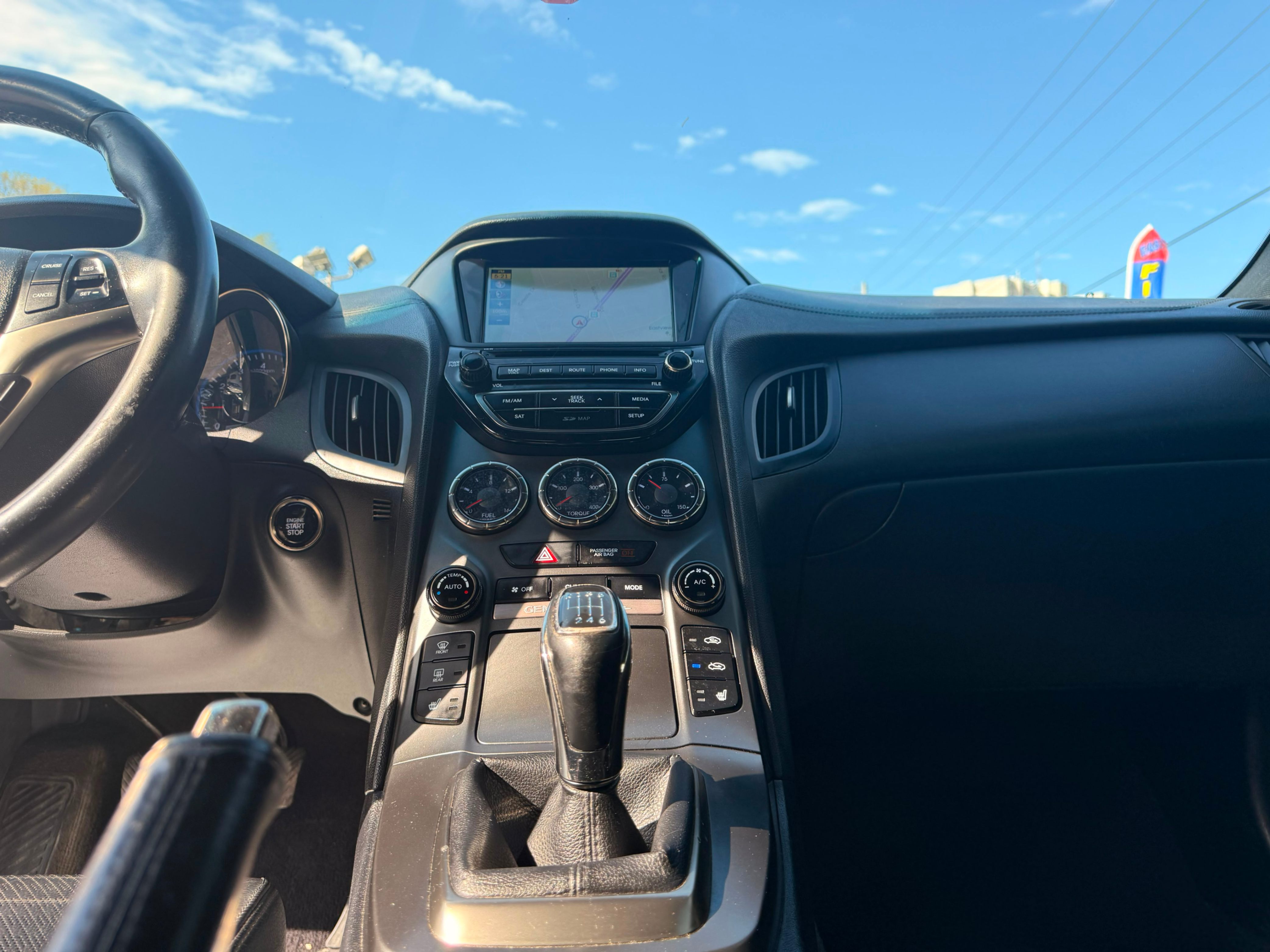/ontarioqualitymotorsltd/2016-Hyundai-Genesis-36816395760919596.jpg