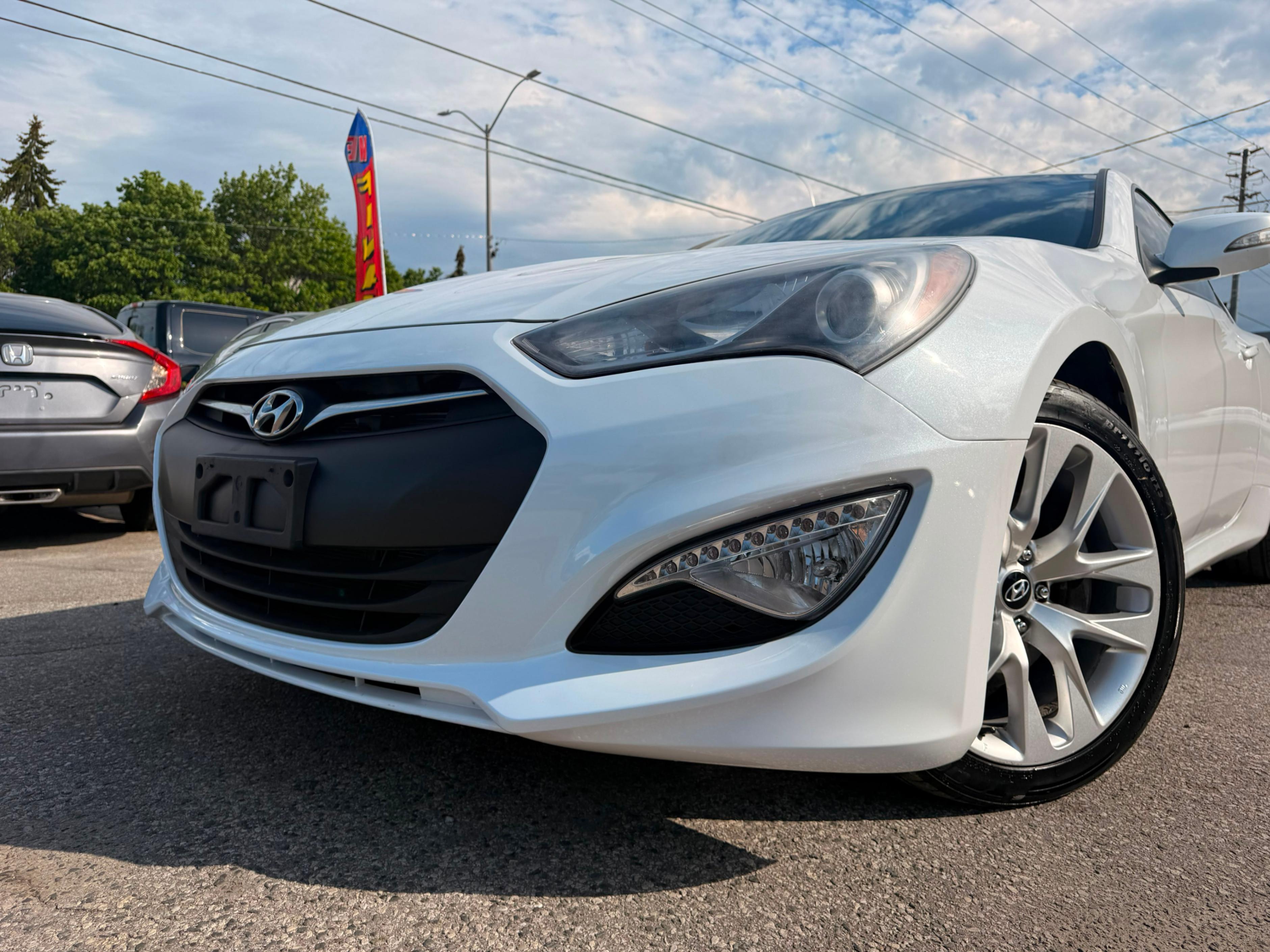 /ontarioqualitymotorsltd/2016-Hyundai-Genesis-8489480706431984.jpg