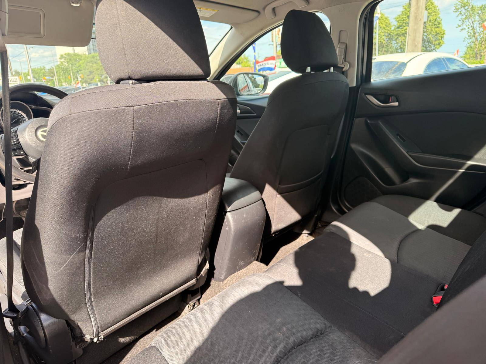 /ontarioqualitymotorsltd/2016-Mazda-Mazda3-14285334878022327.jpg