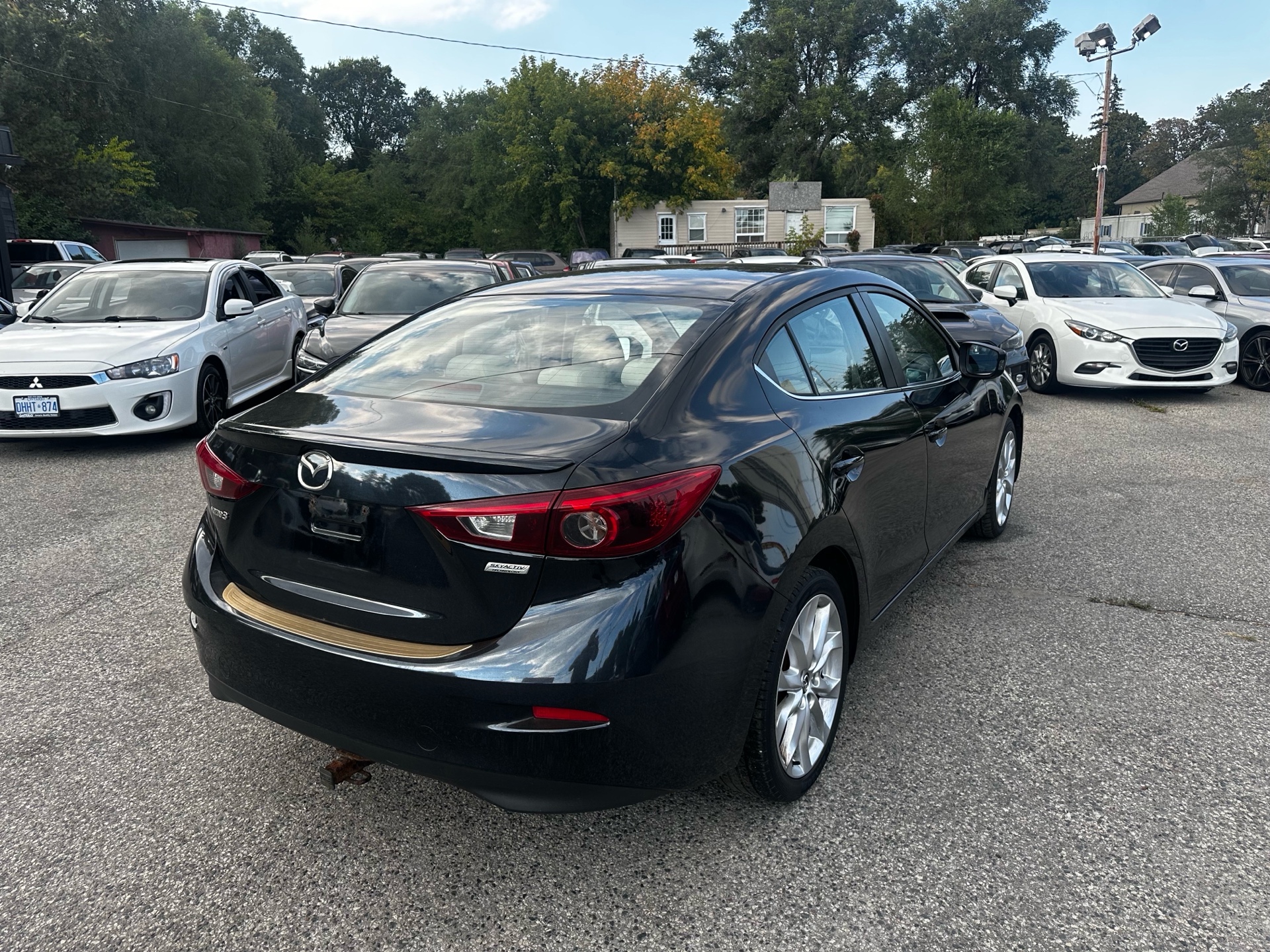 /ontarioqualitymotorsltd/2016-Mazda-Mazda3-4817399950825072.jpg