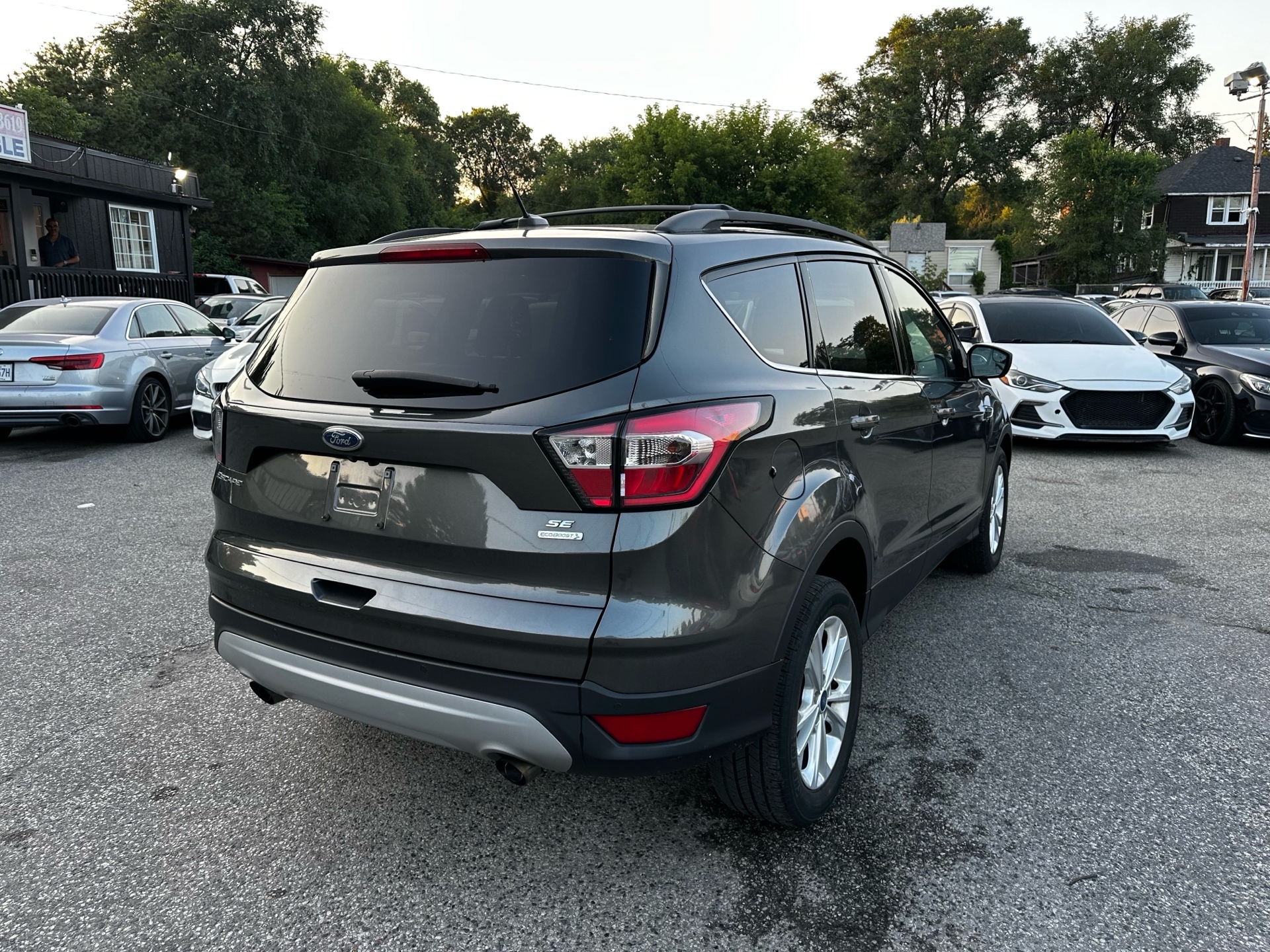 /ontarioqualitymotorsltd/2017-Ford-Escape-6132271441607859.jpg