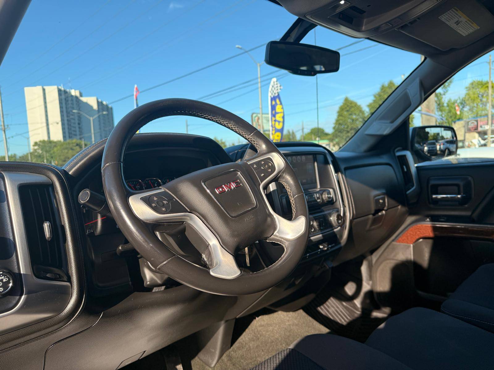 /ontarioqualitymotorsltd/2017-GMC-Sierra1500-5893123329284364.jpg