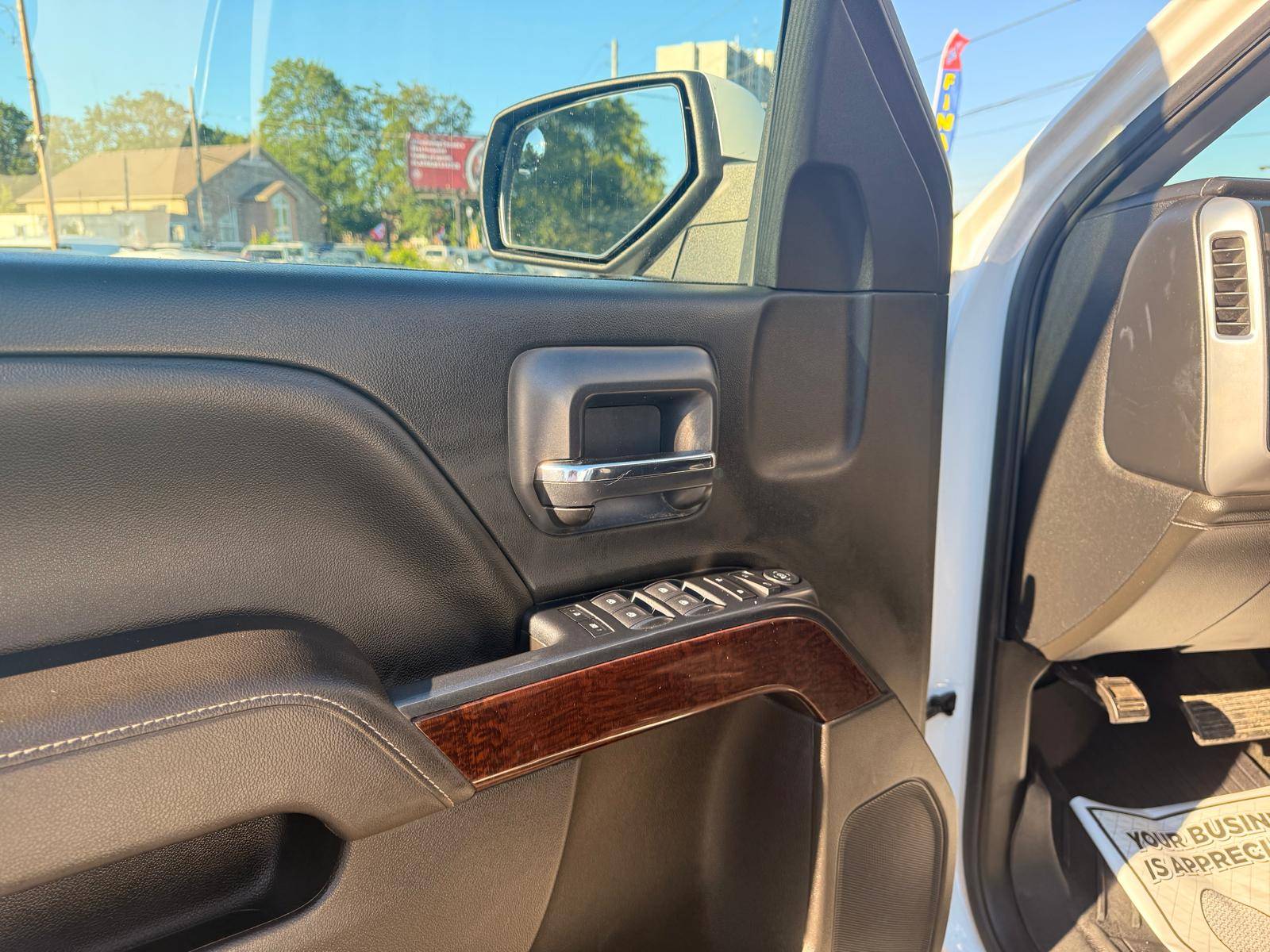 /ontarioqualitymotorsltd/2017-GMC-Sierra1500-6678266642620891.jpg