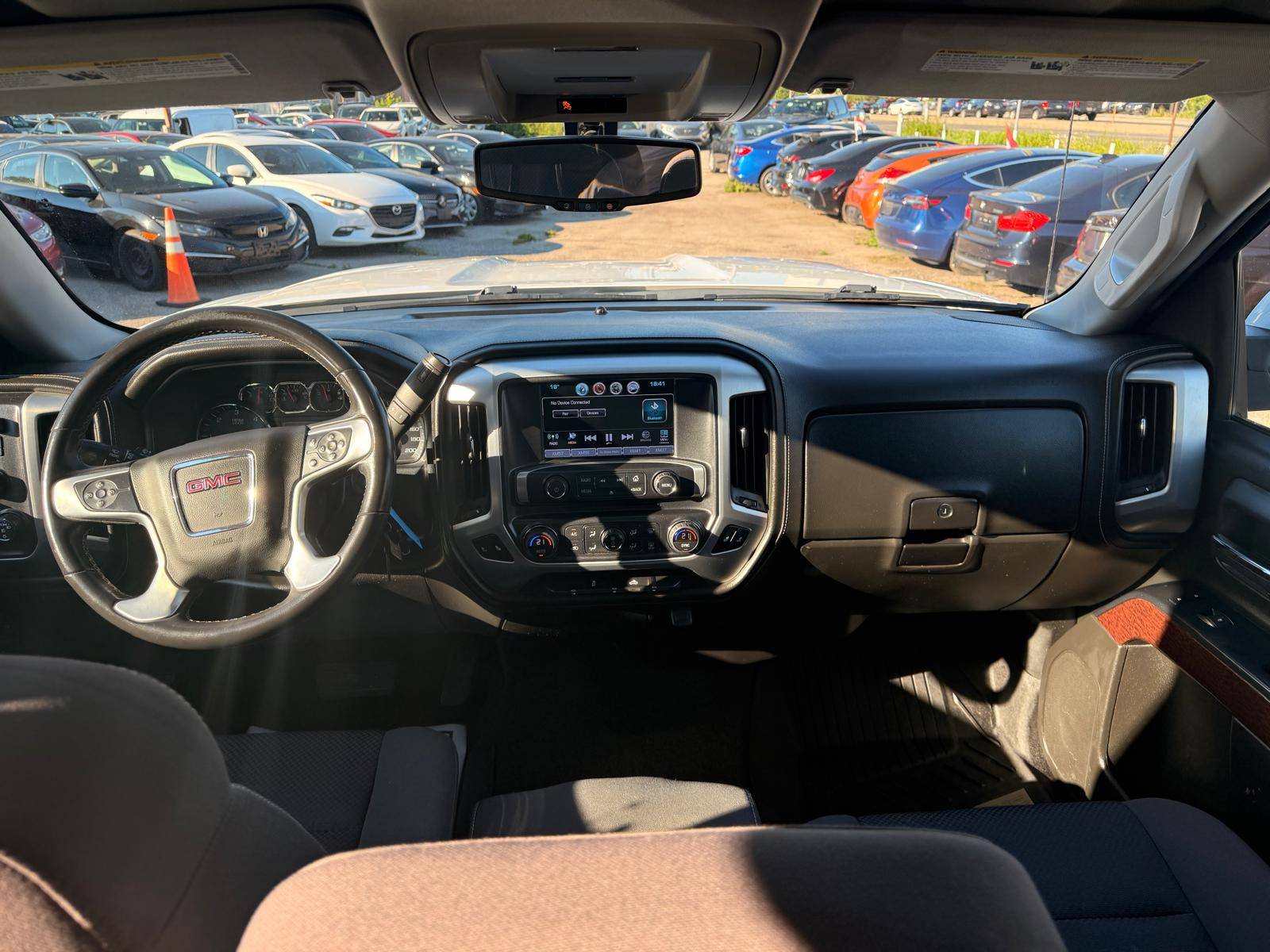 /ontarioqualitymotorsltd/2017-GMC-Sierra1500-8608009012891922.jpg