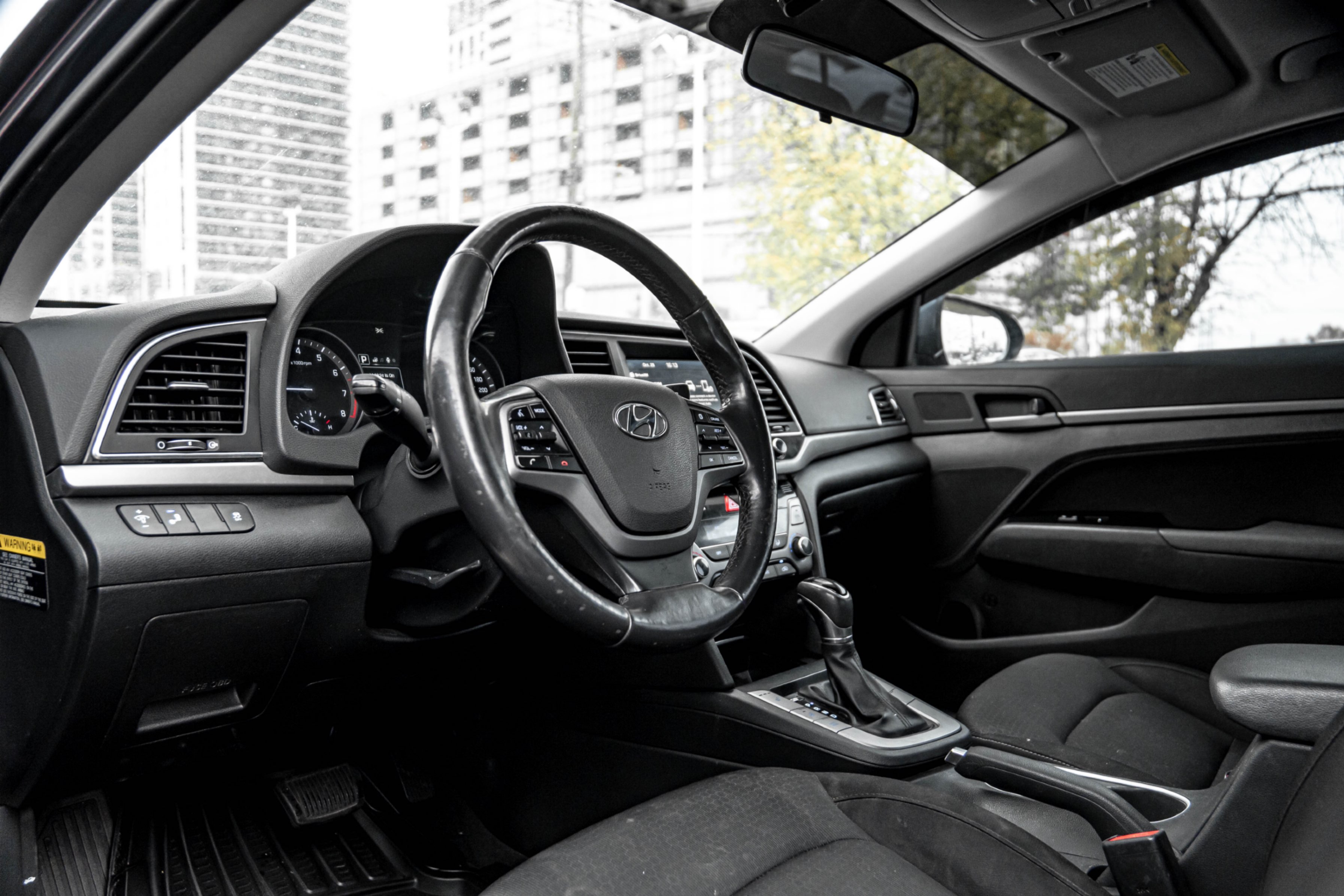 /ontarioqualitymotorsltd/2017-Hyundai-Elantra-03633940971523497.jpg