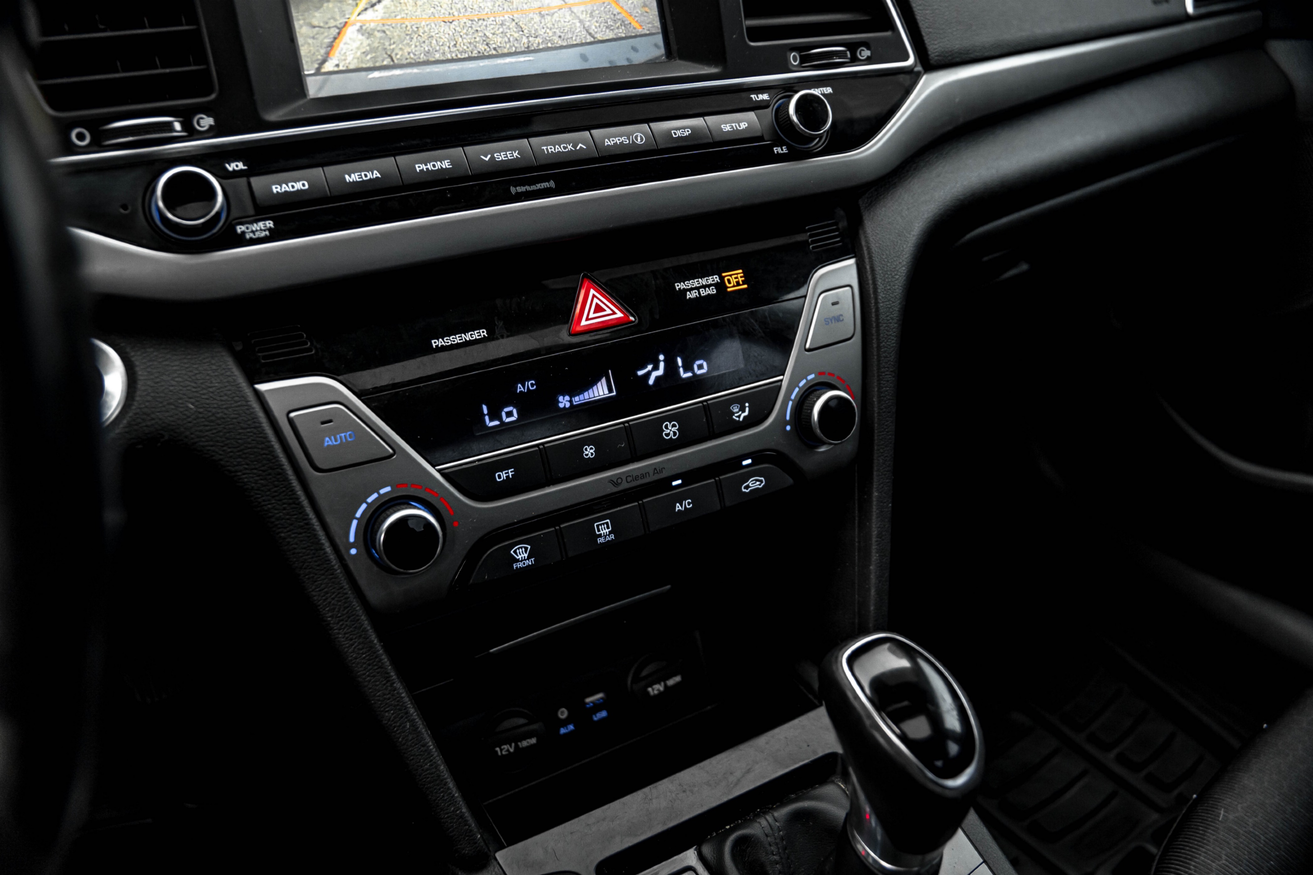 /ontarioqualitymotorsltd/2017-Hyundai-Elantra-3289929651087129.jpg