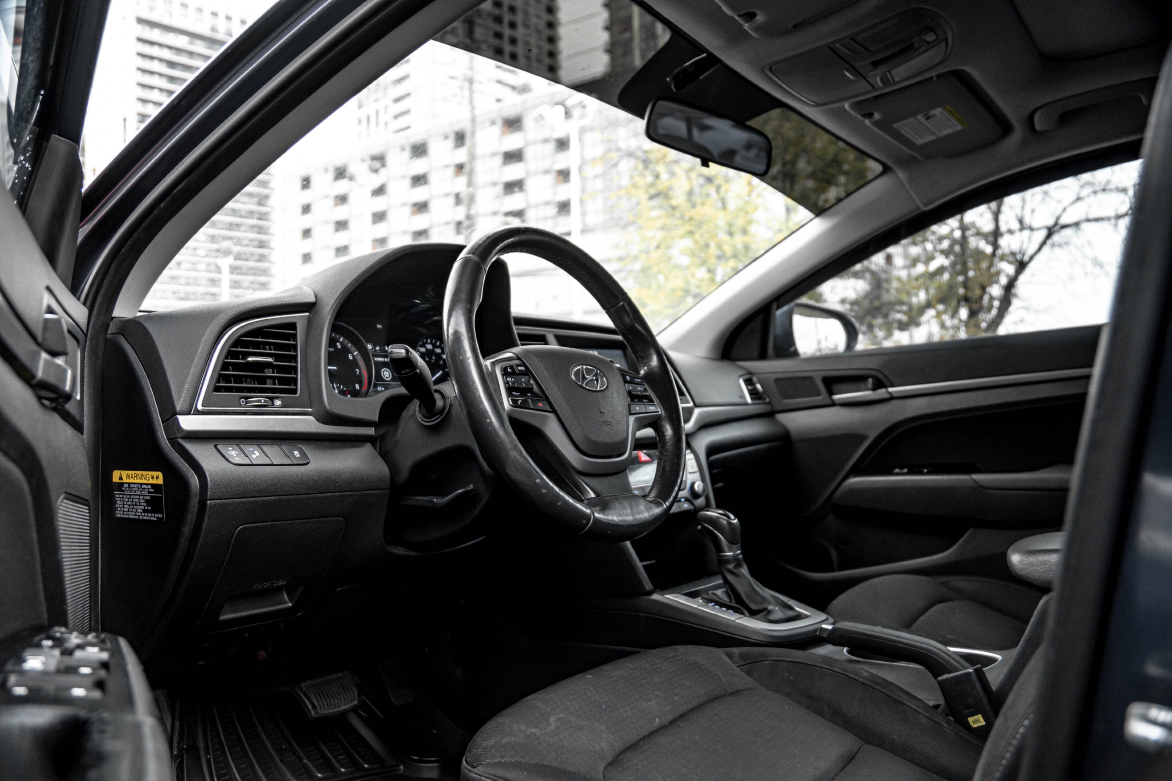 /ontarioqualitymotorsltd/2017-Hyundai-Elantra-34109350003692374.jpg
