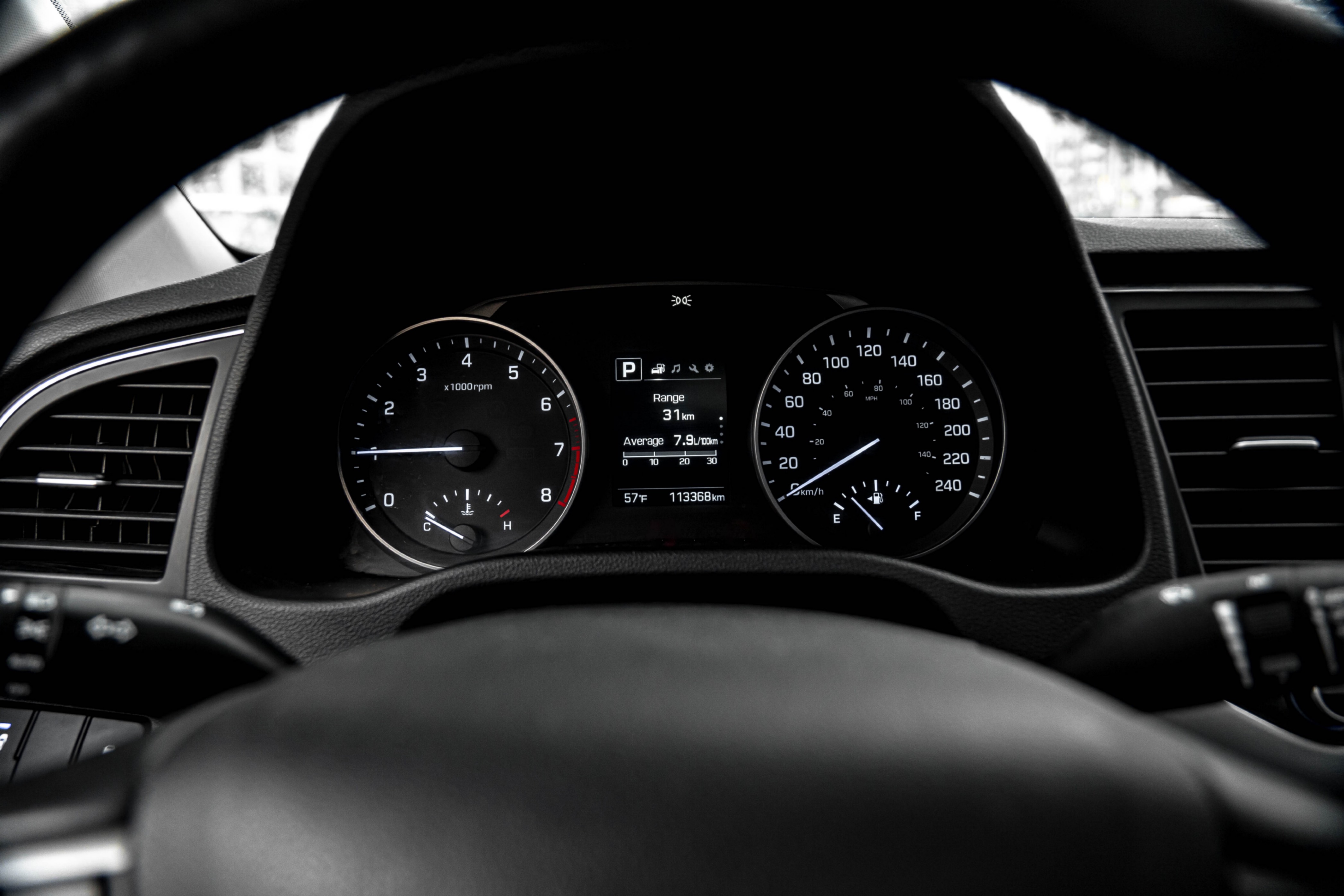 /ontarioqualitymotorsltd/2017-Hyundai-Elantra-37841035922800637.jpg