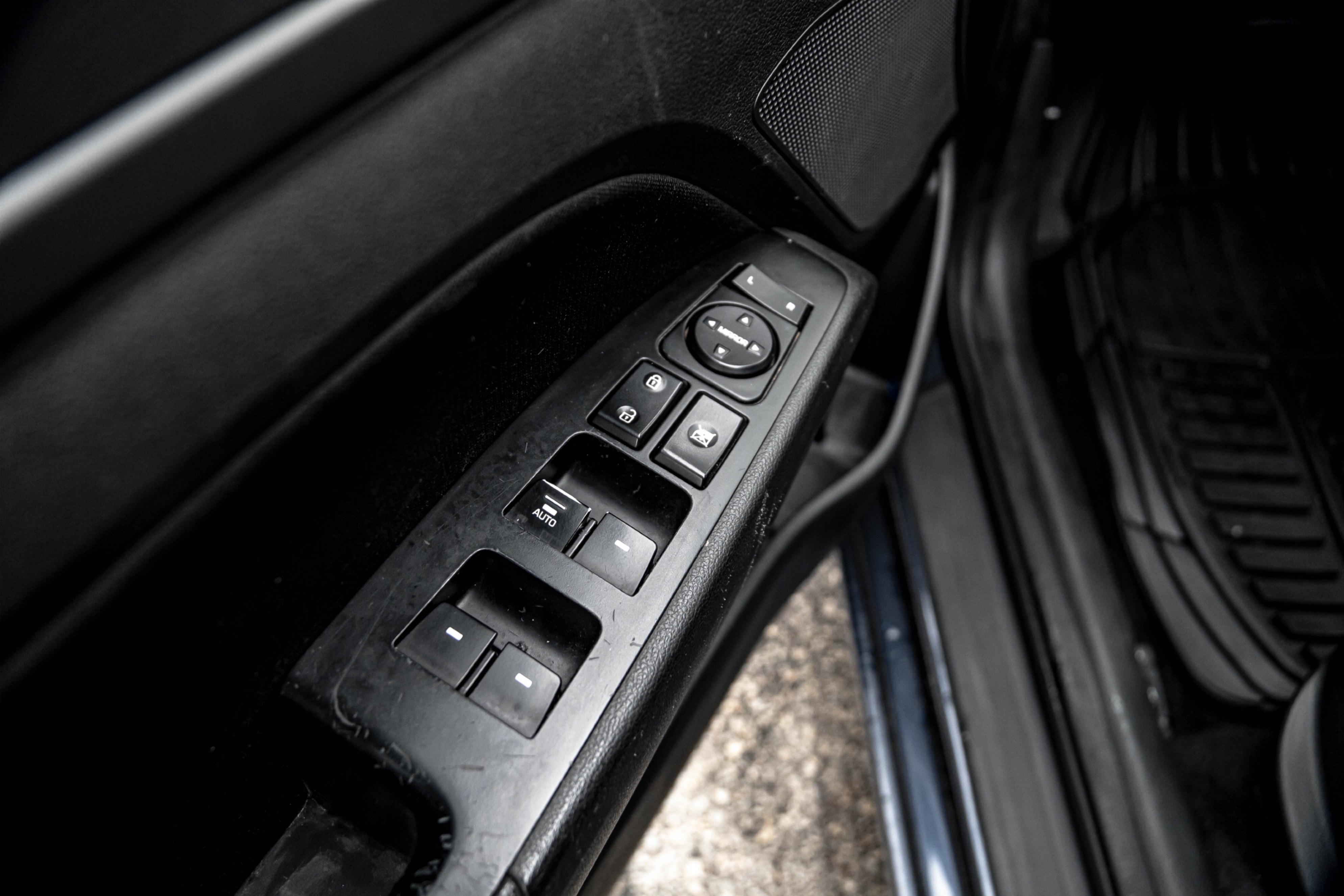 /ontarioqualitymotorsltd/2017-Hyundai-Elantra-3831605580099129.jpg